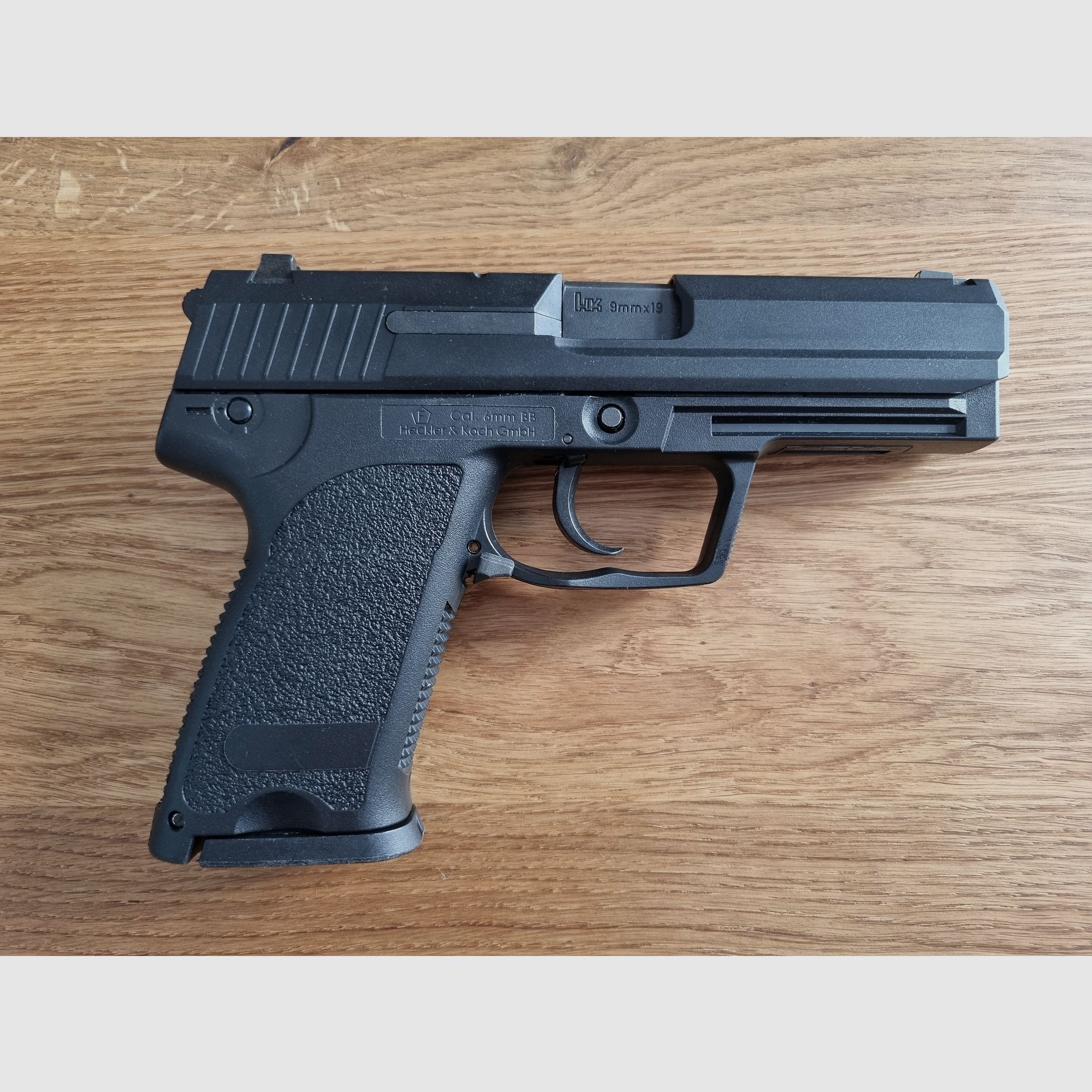 Airsoft VFC P8A1 GBB