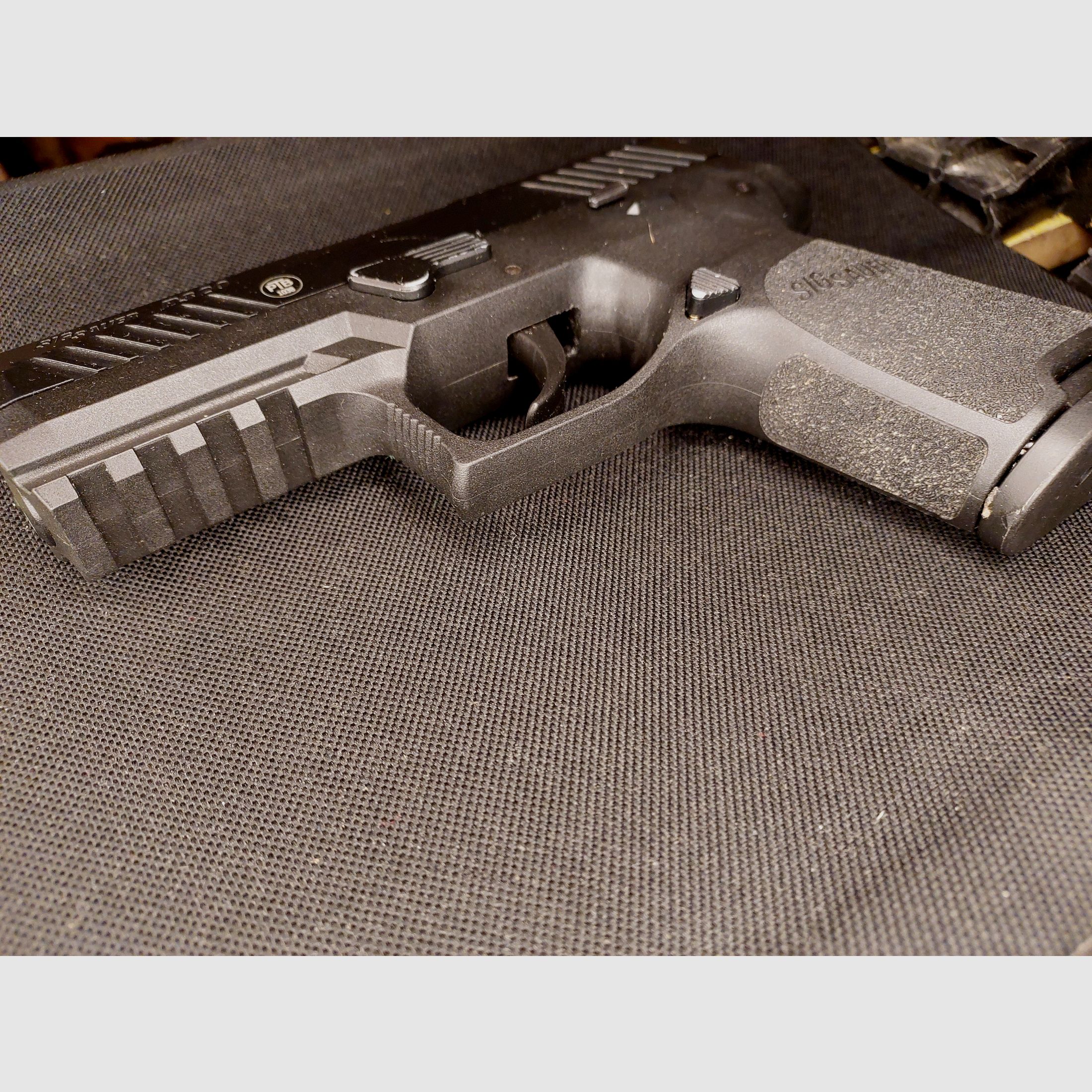 Sig Sauer P320 blank firing pistol in caliber 9 mm P.A.K. Black in the original SIG case (PTB 1038)