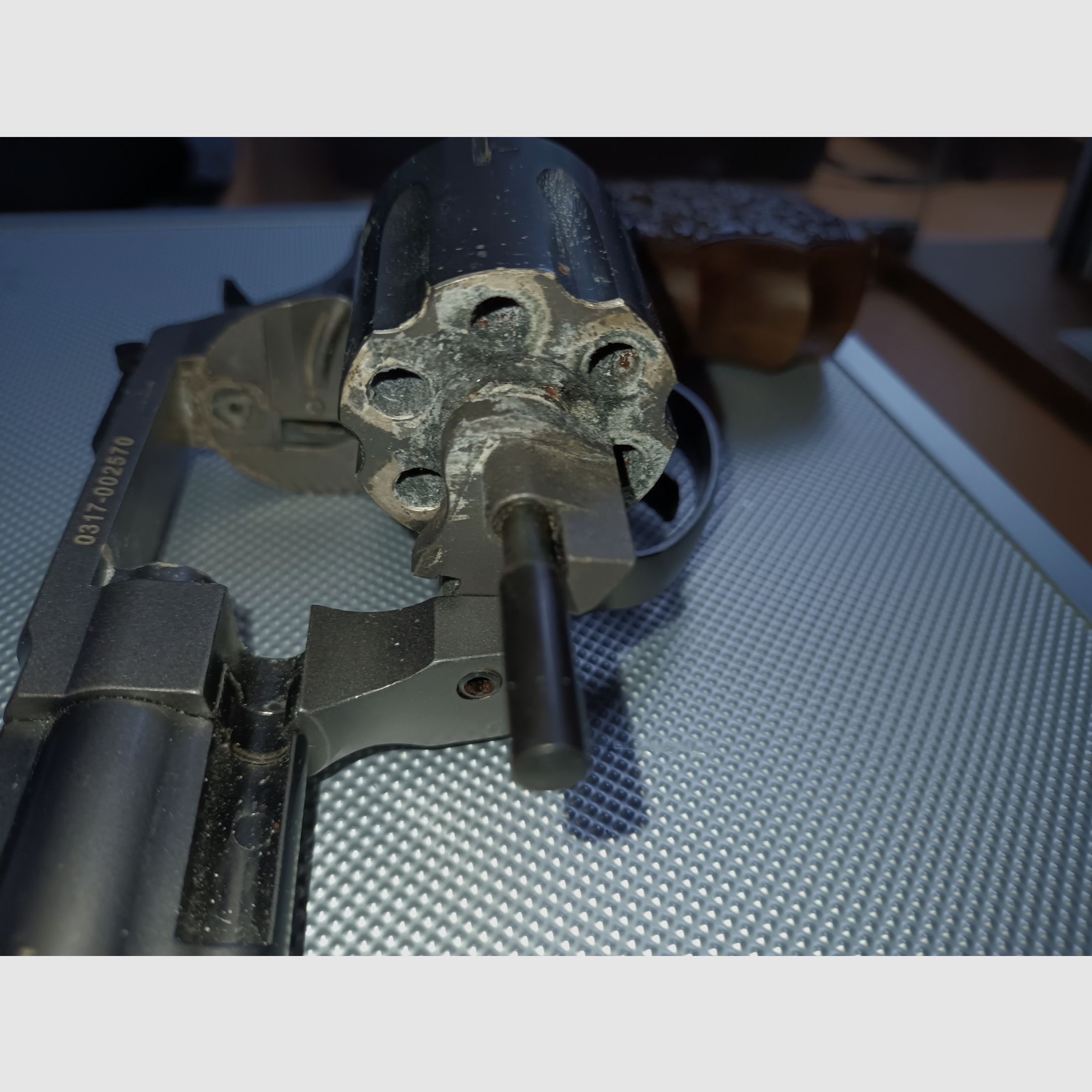 Zoraki R1, Cal.9 mm R Blank 4.5 " Titan