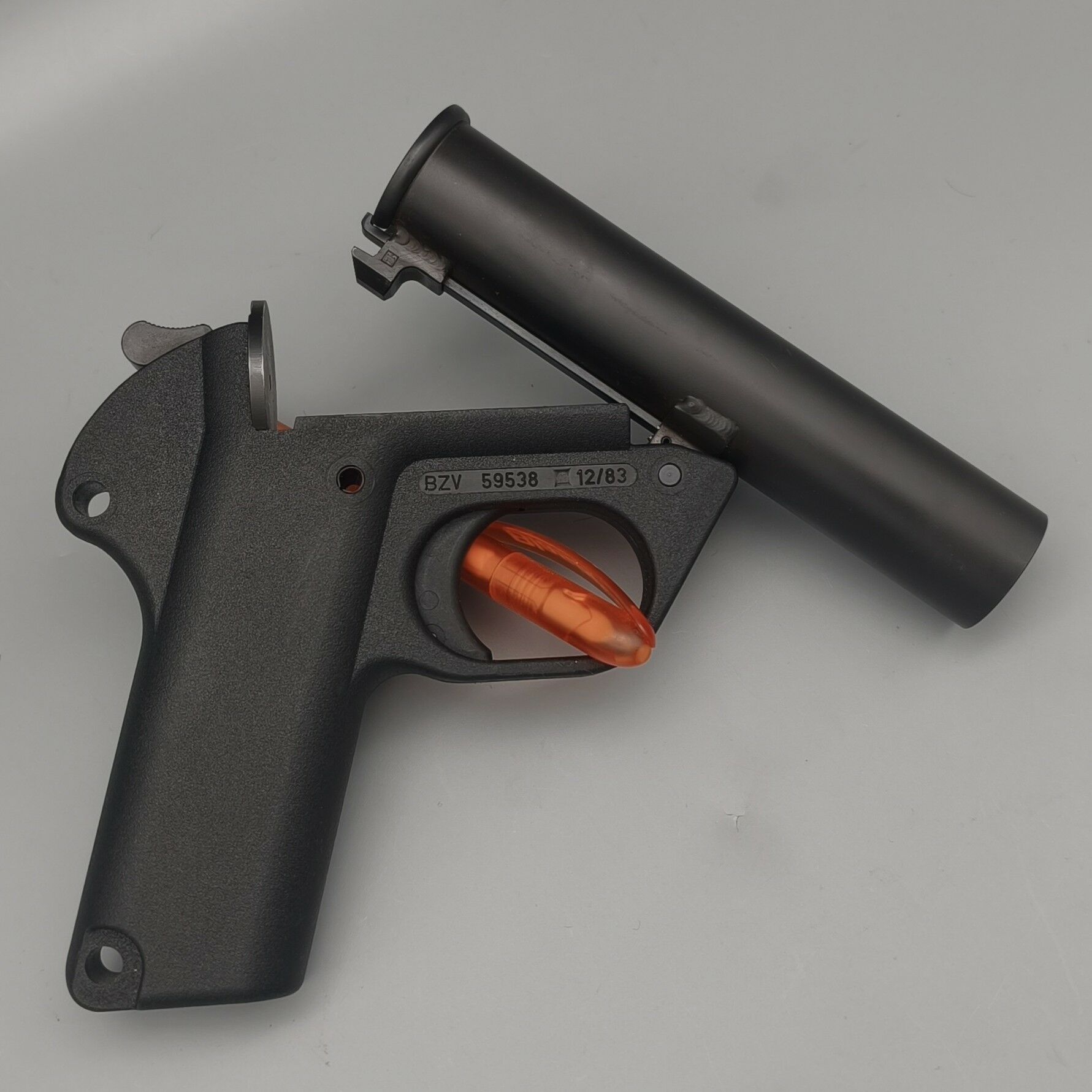 Heckler & Koch Pistolet sygnalizacyjny P2A1 Kaliber 4 cale w oryginalnym pudełku 4 (sygnał)