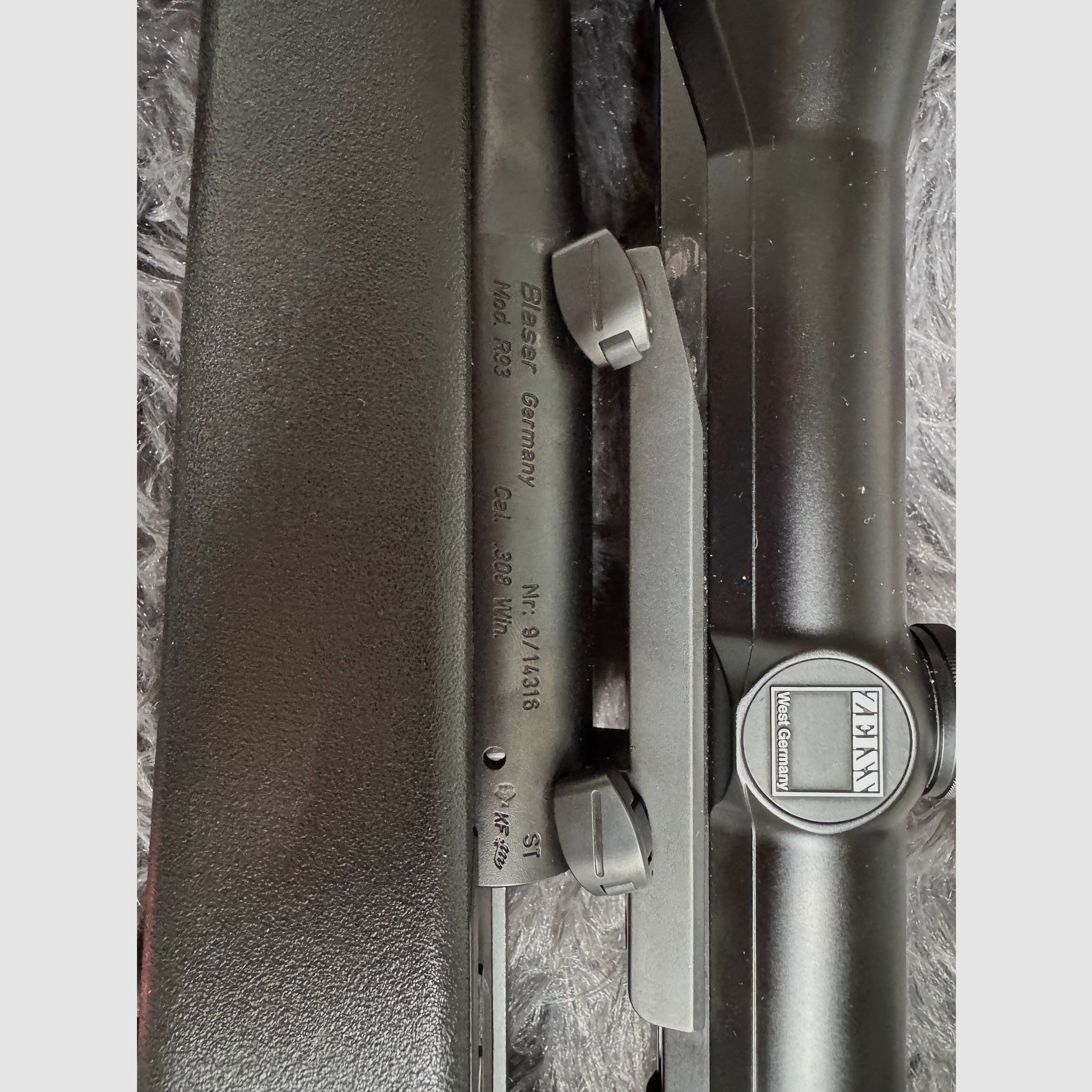 Blaser R93