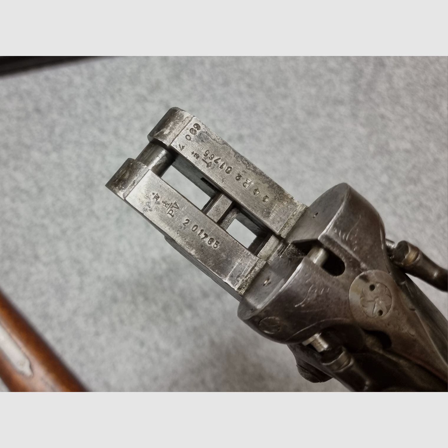 Escopeta histórica de cochero - Bayard Pieper - escopeta de percutor 16/70 con culata inglesa