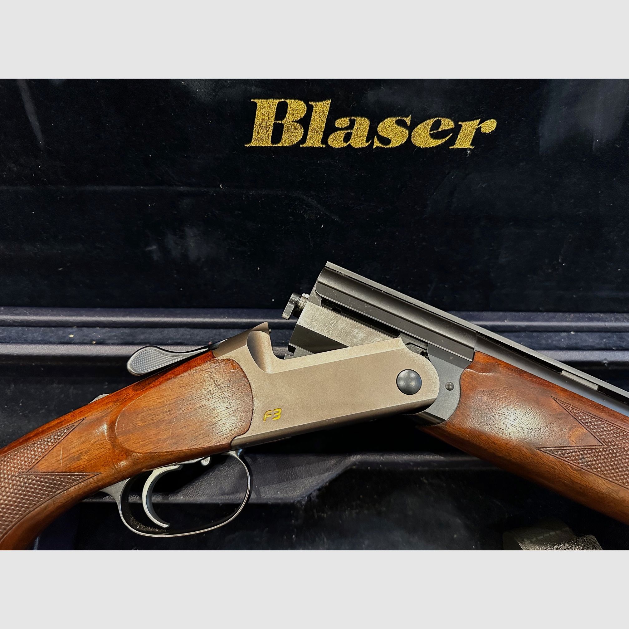 Blaser F3 over-and-under shotgun / over-and-under double shotgun 12/76