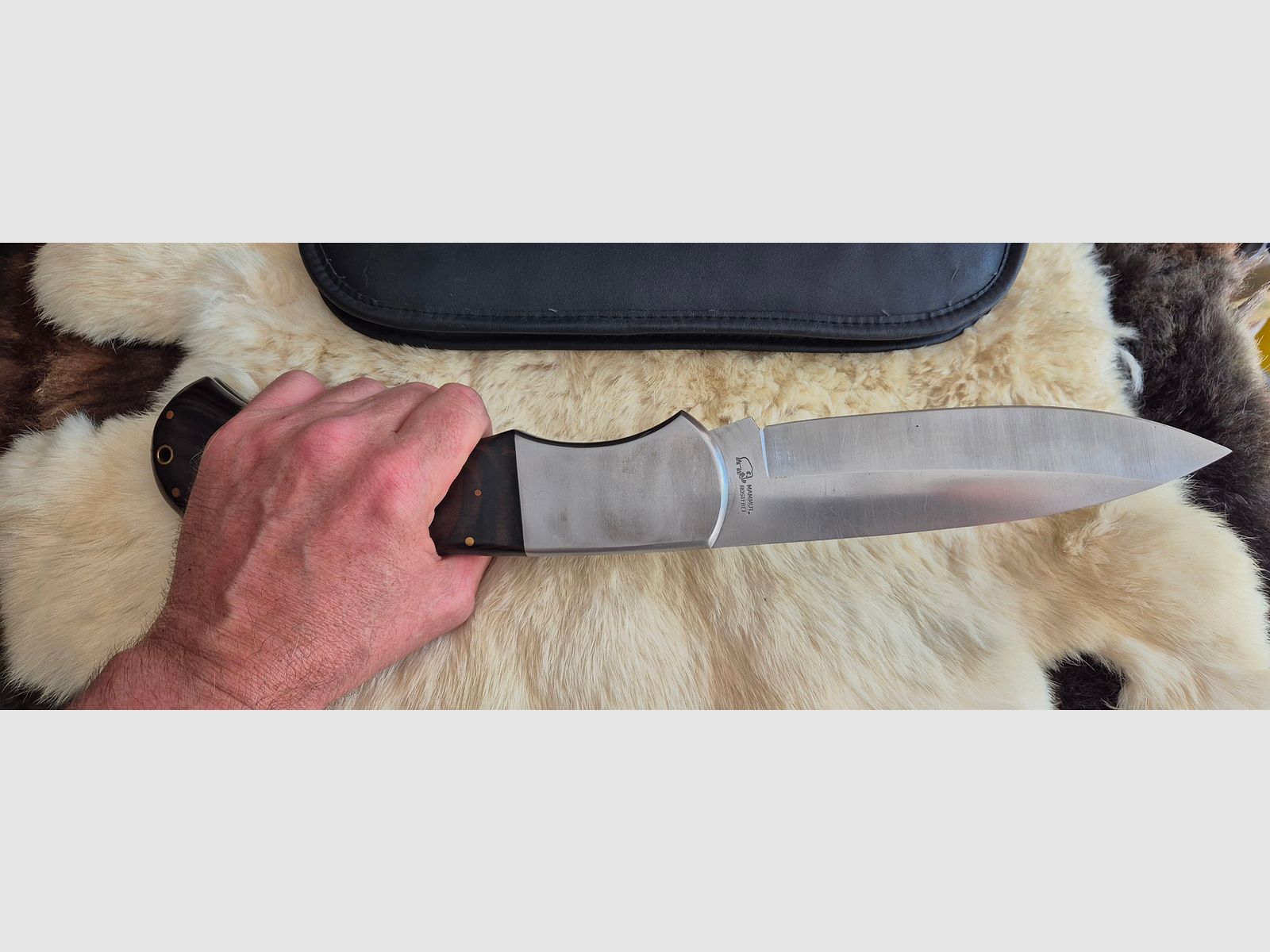 Mammut Xxl Taschenmesser mit Tasche