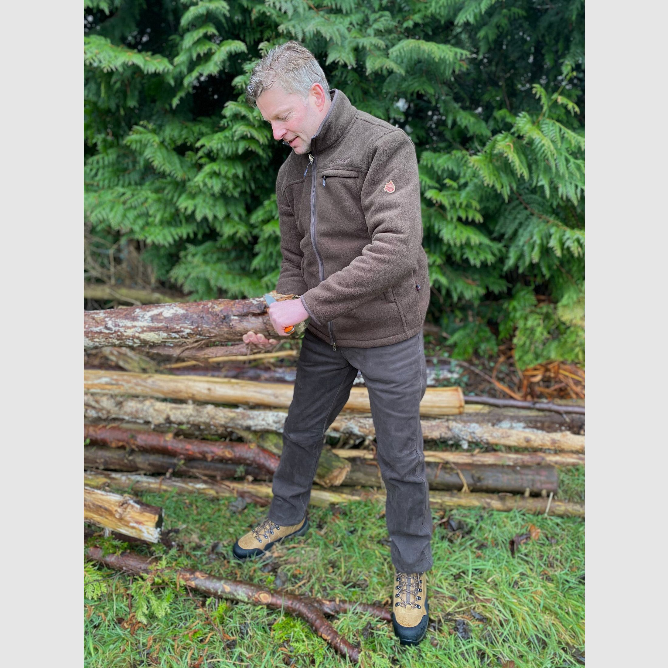 Herren-Lederhose aus robustem (Büffel-)Leder, Bild 2 von 3