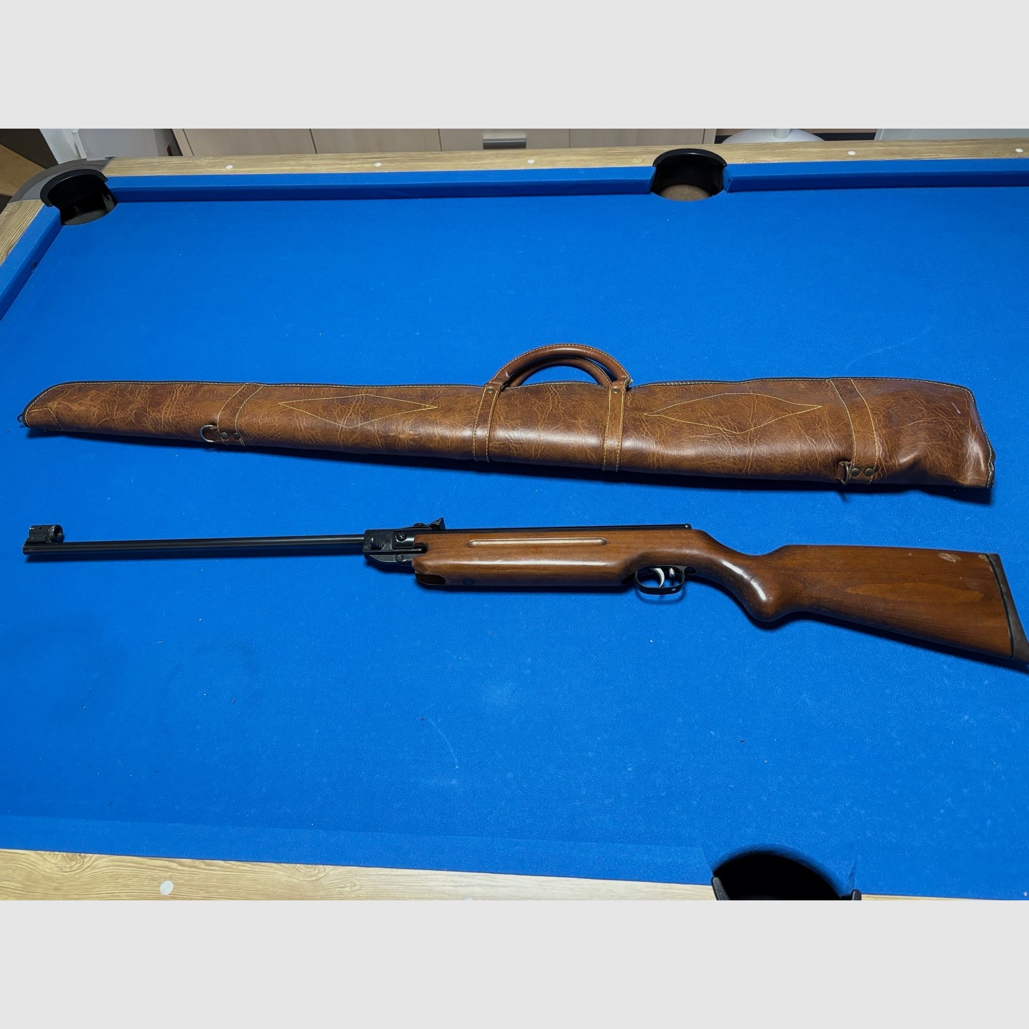 Weihrauch HW 35 Kaliber 4,5 mit Tasche