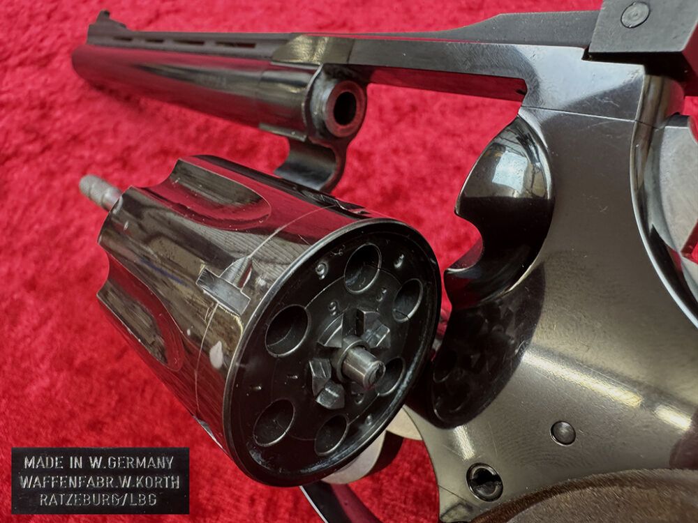 Korth KK revolver