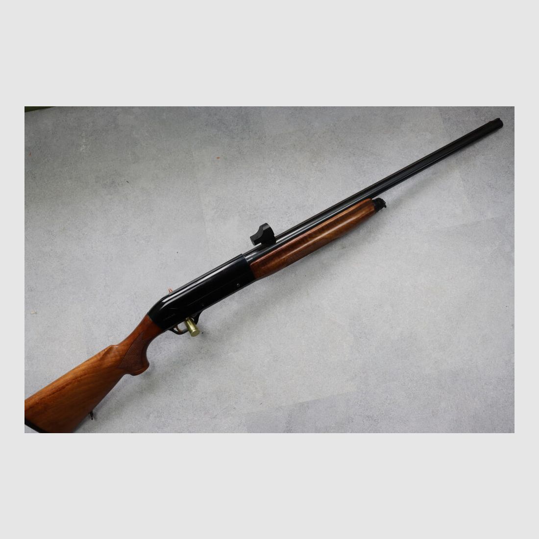 halbautomatische Flinte Benelli Manchino mit Reddot Manchino Auswurf Links
