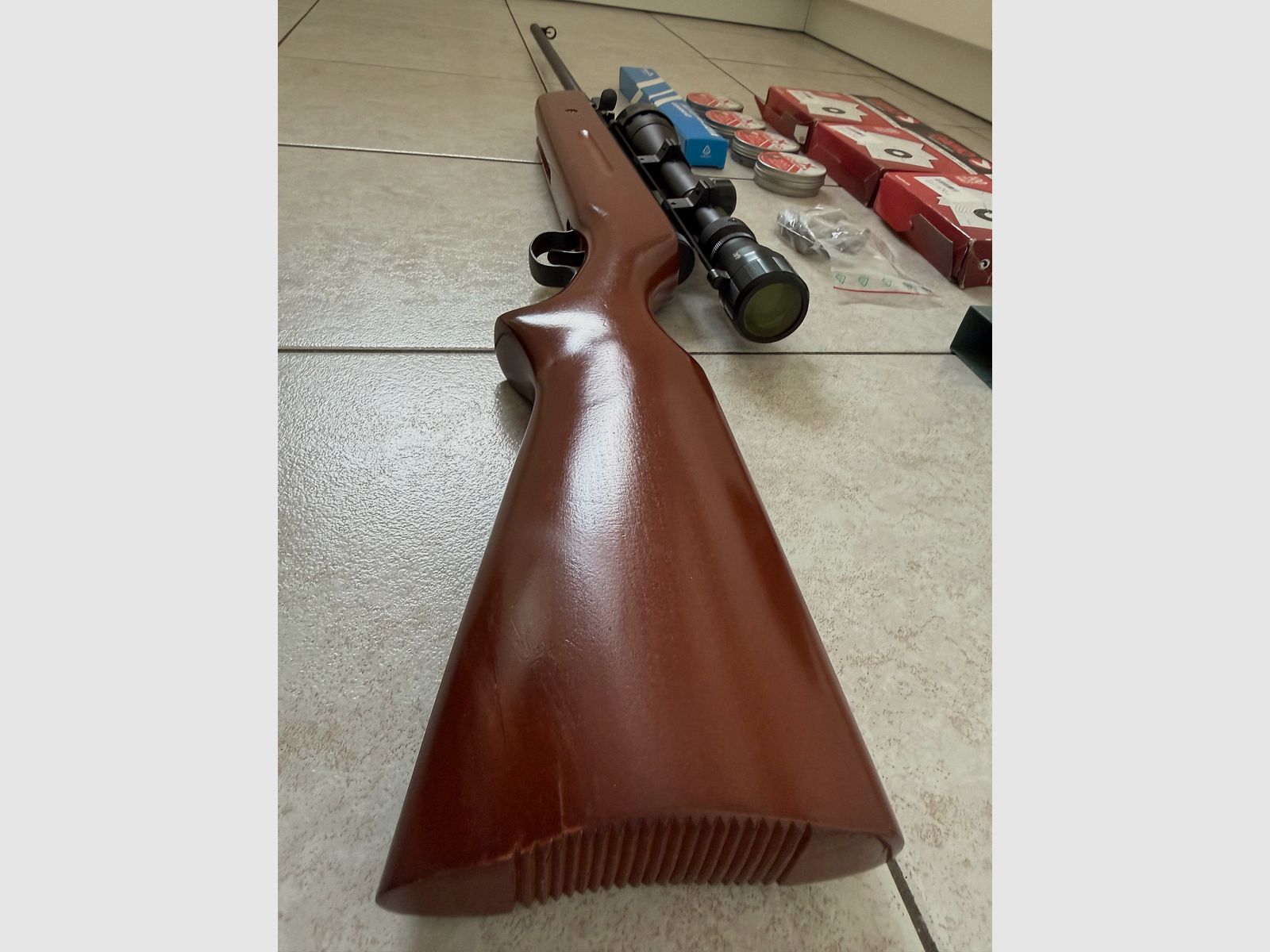 Carabine à air comprimé Perfecta Mod.32 avec lunette Diana + 1700 coups