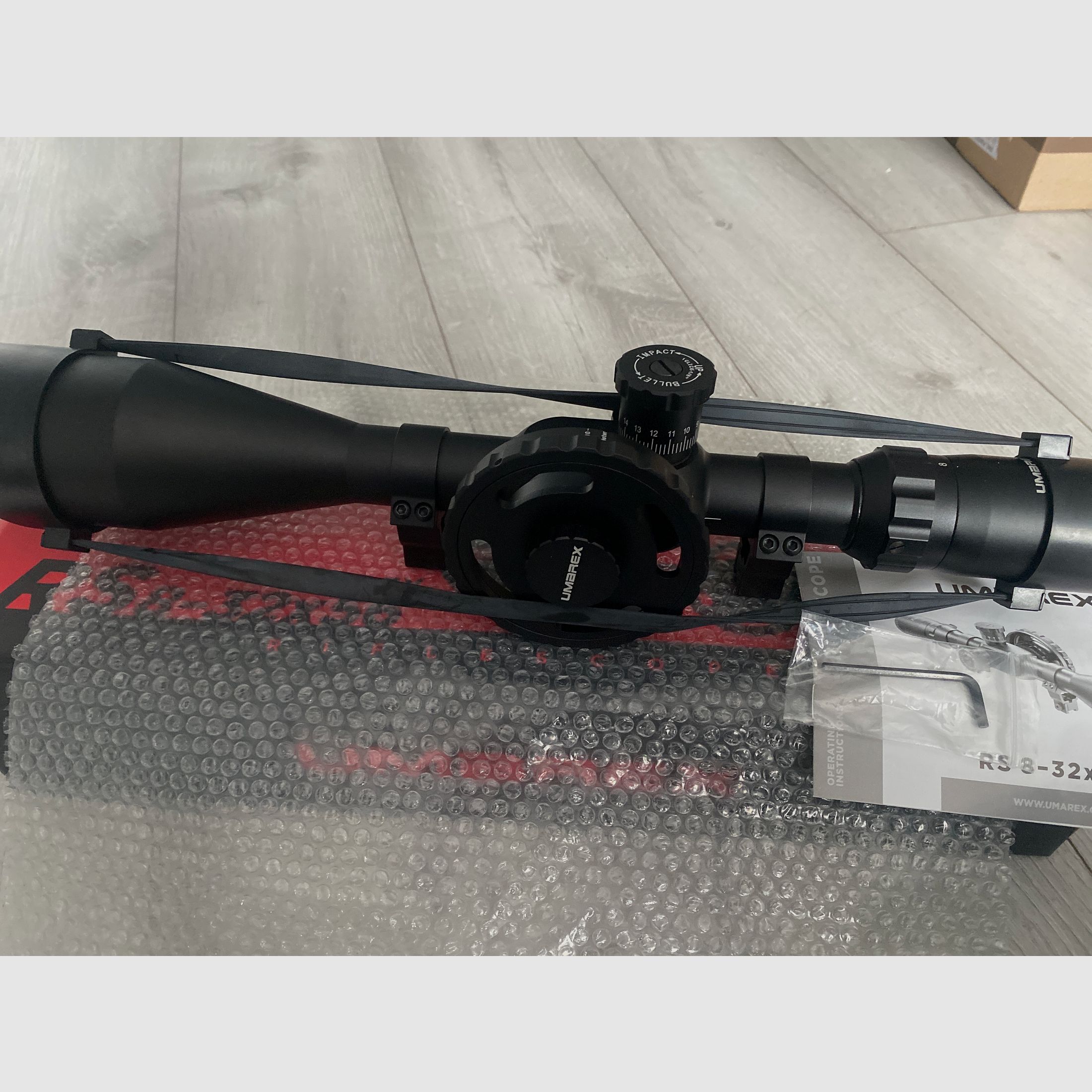 UMAREX RS 8-32x56 NEW