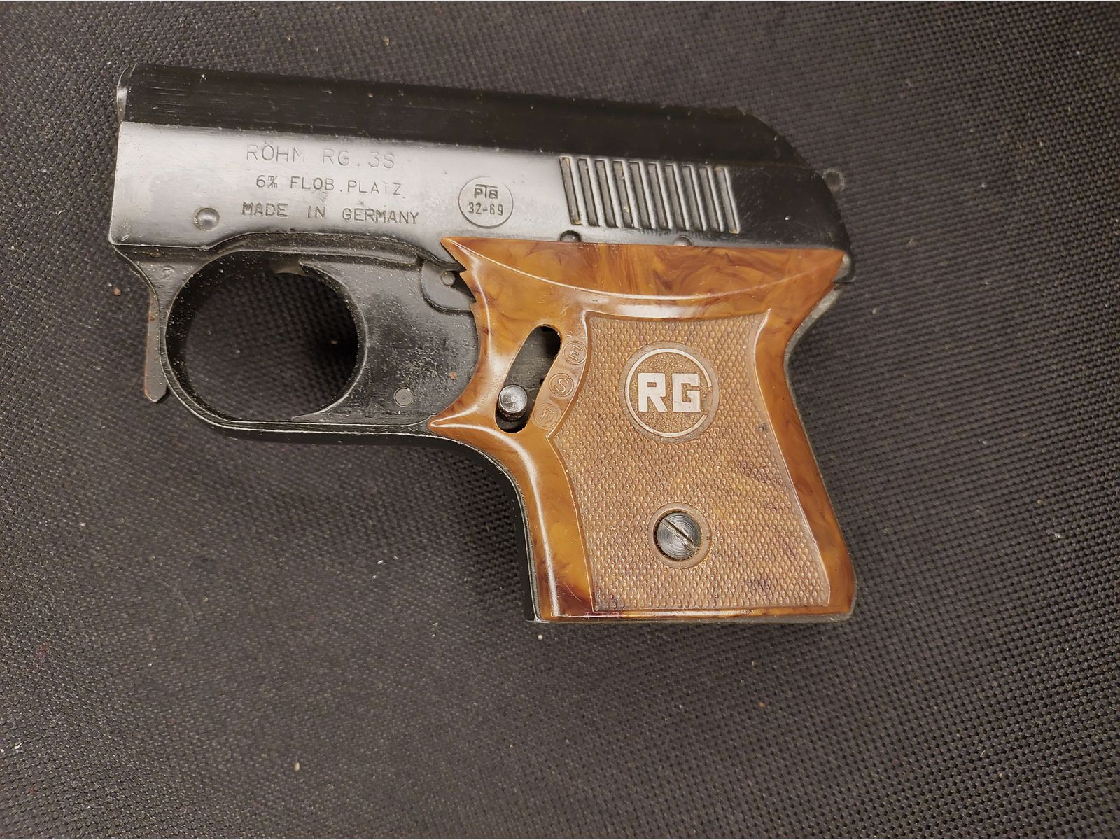 Taschenpistole RG3s - Röhm RG 3 s Schreckschuss Pistole Kal. 6mm Flobert (PTB 33-69)