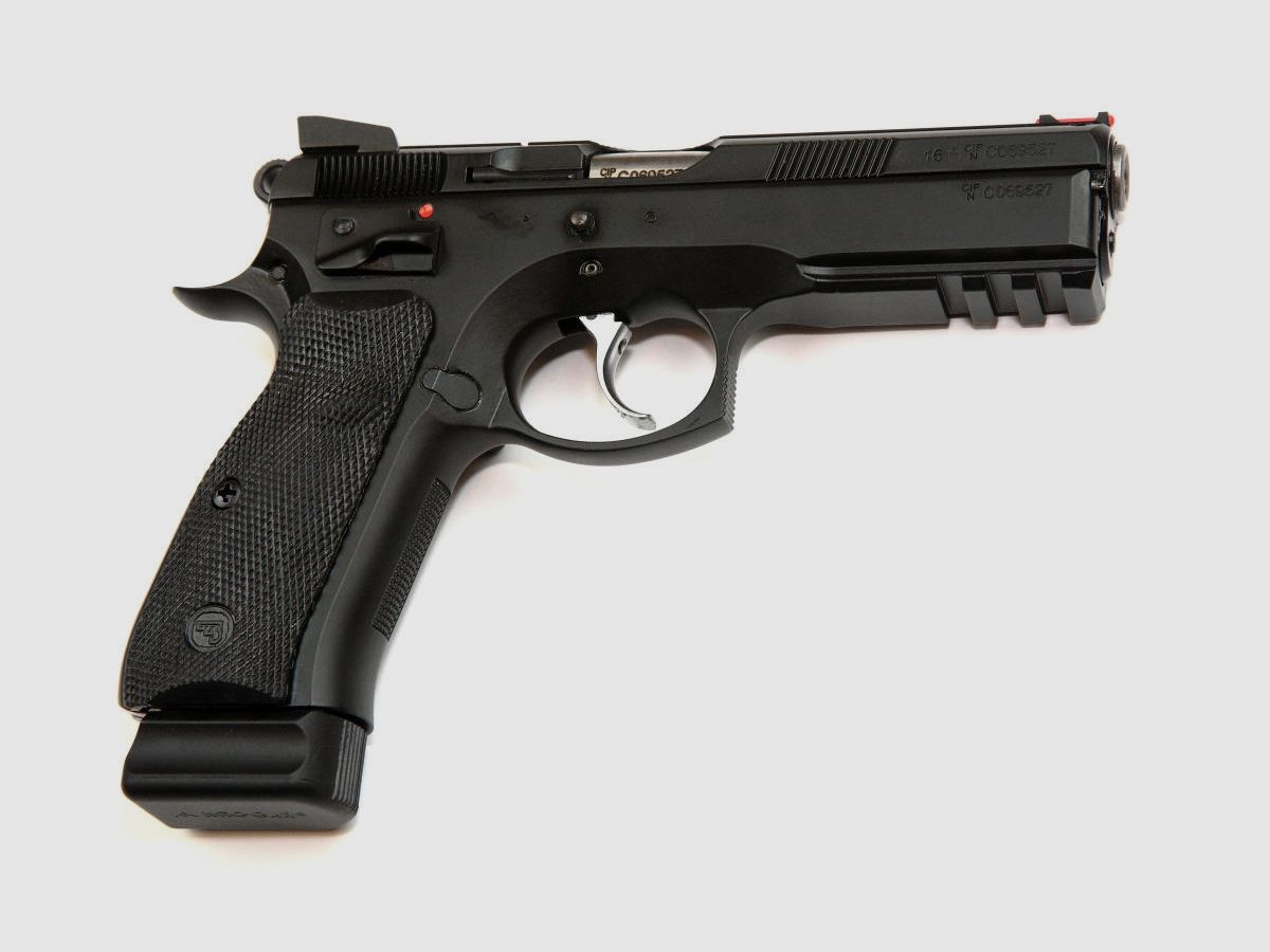 CZ 75 SP-01 Shadow, Bild 4 von 8