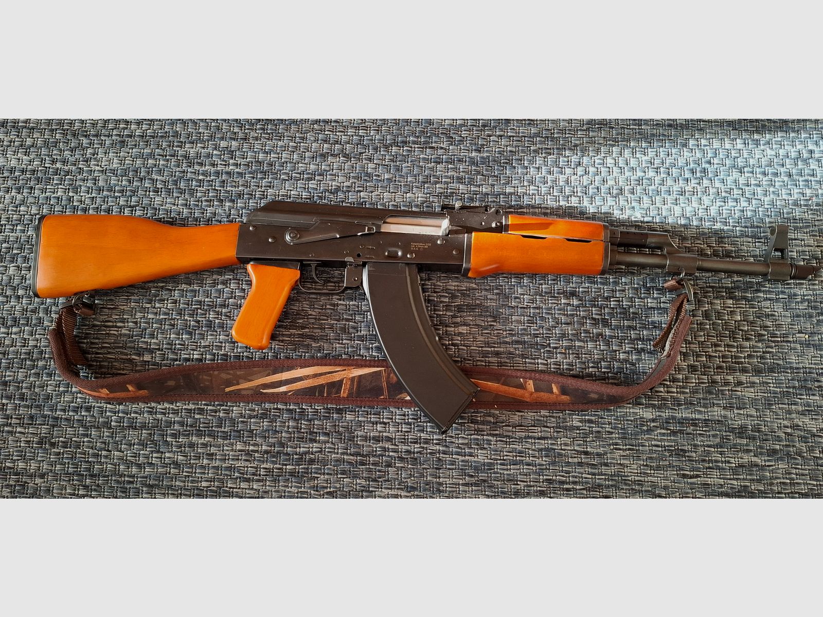 Karabinek Kalashnikov AK47 Co2, wiatrówka 4,5mm z kulkami stalowymi BB.