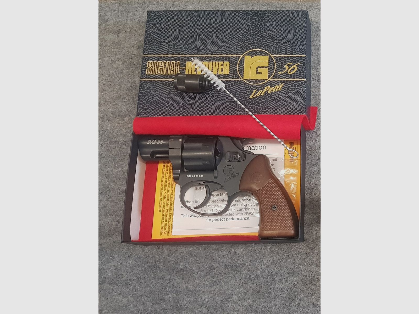 SRS Revolver Röhm RG 56  Le Petit im cal. 6mm Flobert  RG56 LePetit noch die alte Fertigung.