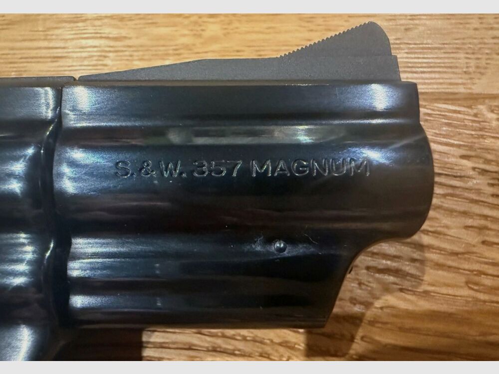 Smith & Wesson Model 19-3 – .357 Magnum – 2,5 pouces – avec boîte d'origine et documents, image 4 sur 5