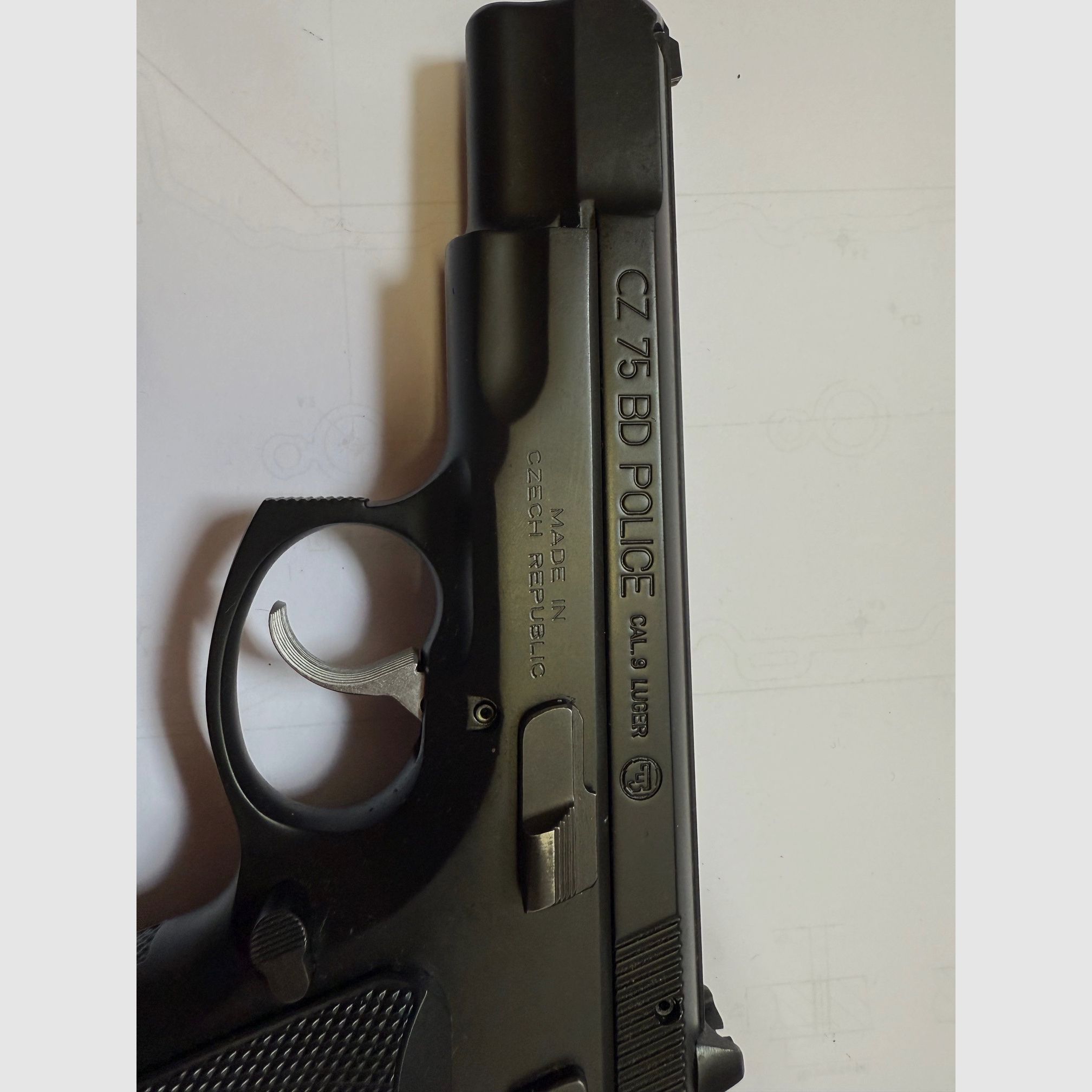 Pistola corta CZ 75 BD Polizia 9mm