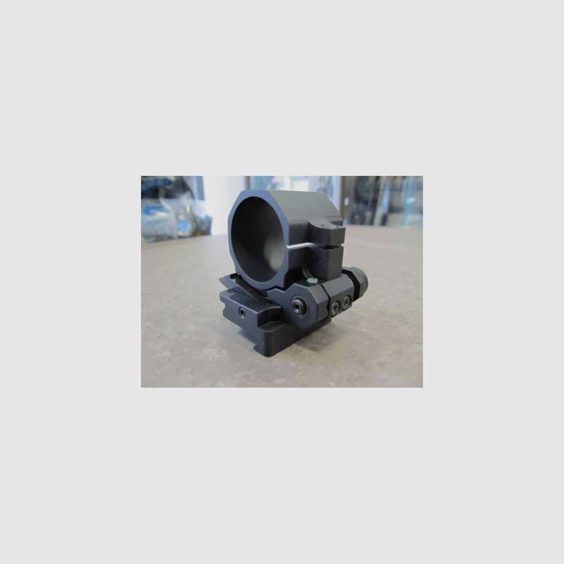 AIMPOINT MONTAGES AB, image 1 sur 4