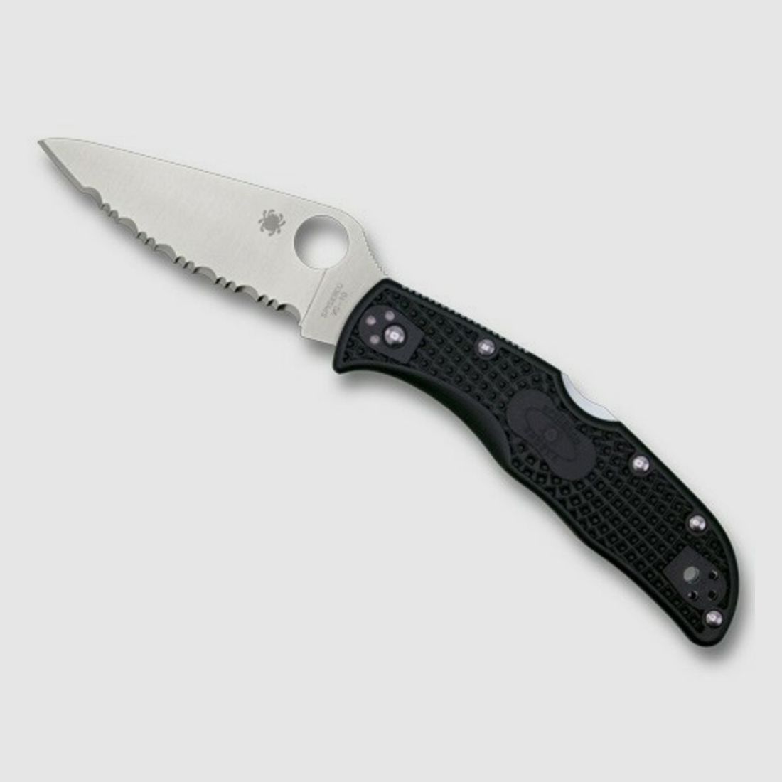 Spyderco Endela Serrated