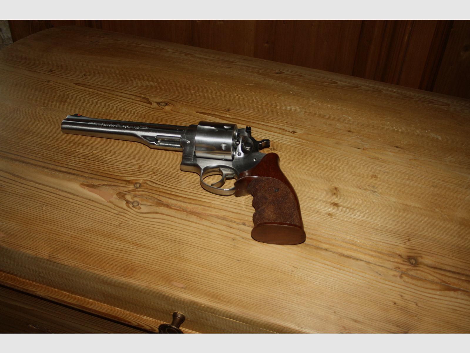 Rewolwer 44 Mag. Ruger Redhawk 7,5 cala