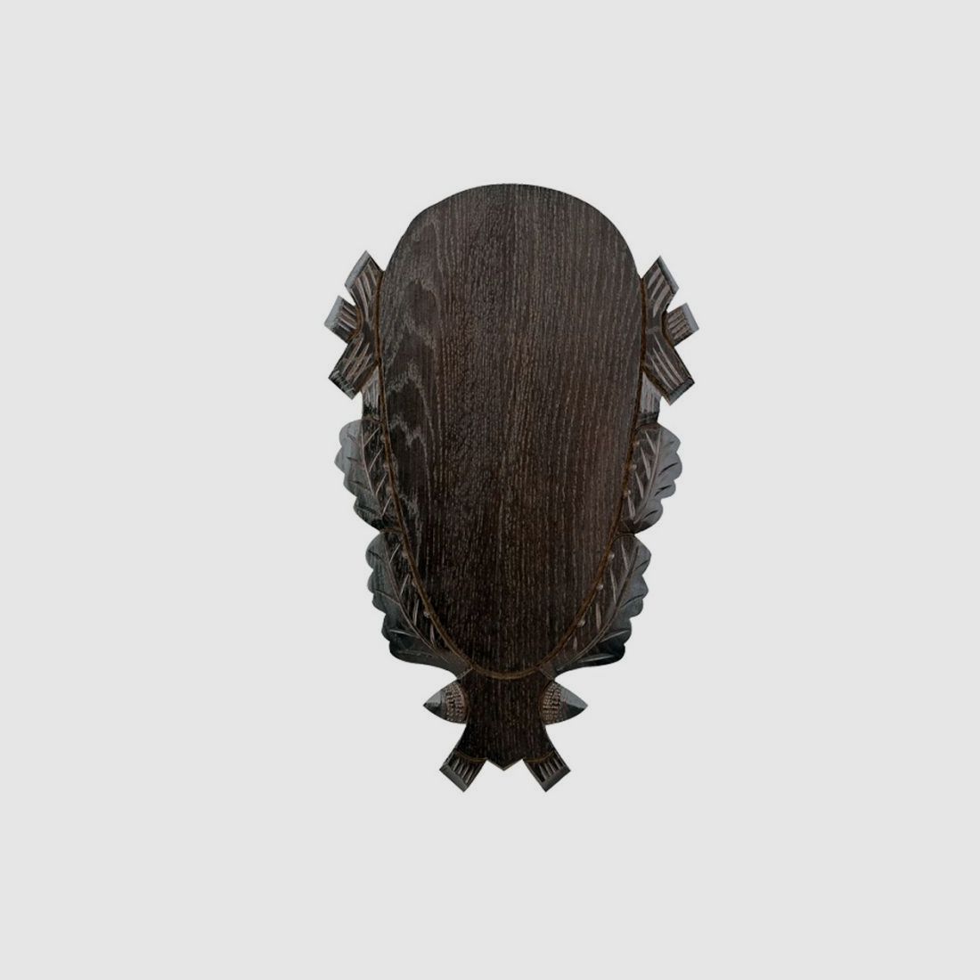 Geweihschild Eiche geschnitzt 45x24cm, Bild 1 von 2