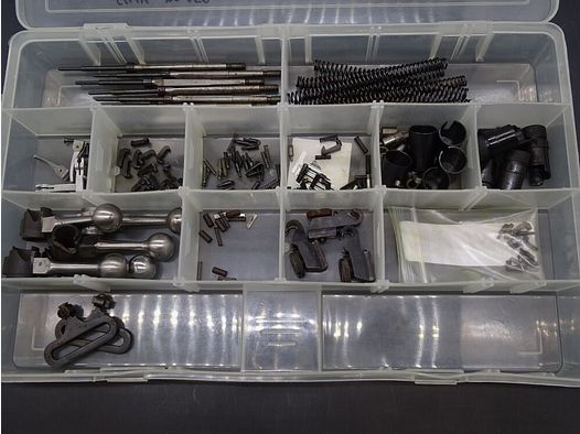 M150 Schlagbolzen Abzug Federn Auszieher Schlabolzenmutter Suhl M150 200 Ersatzteilkiste