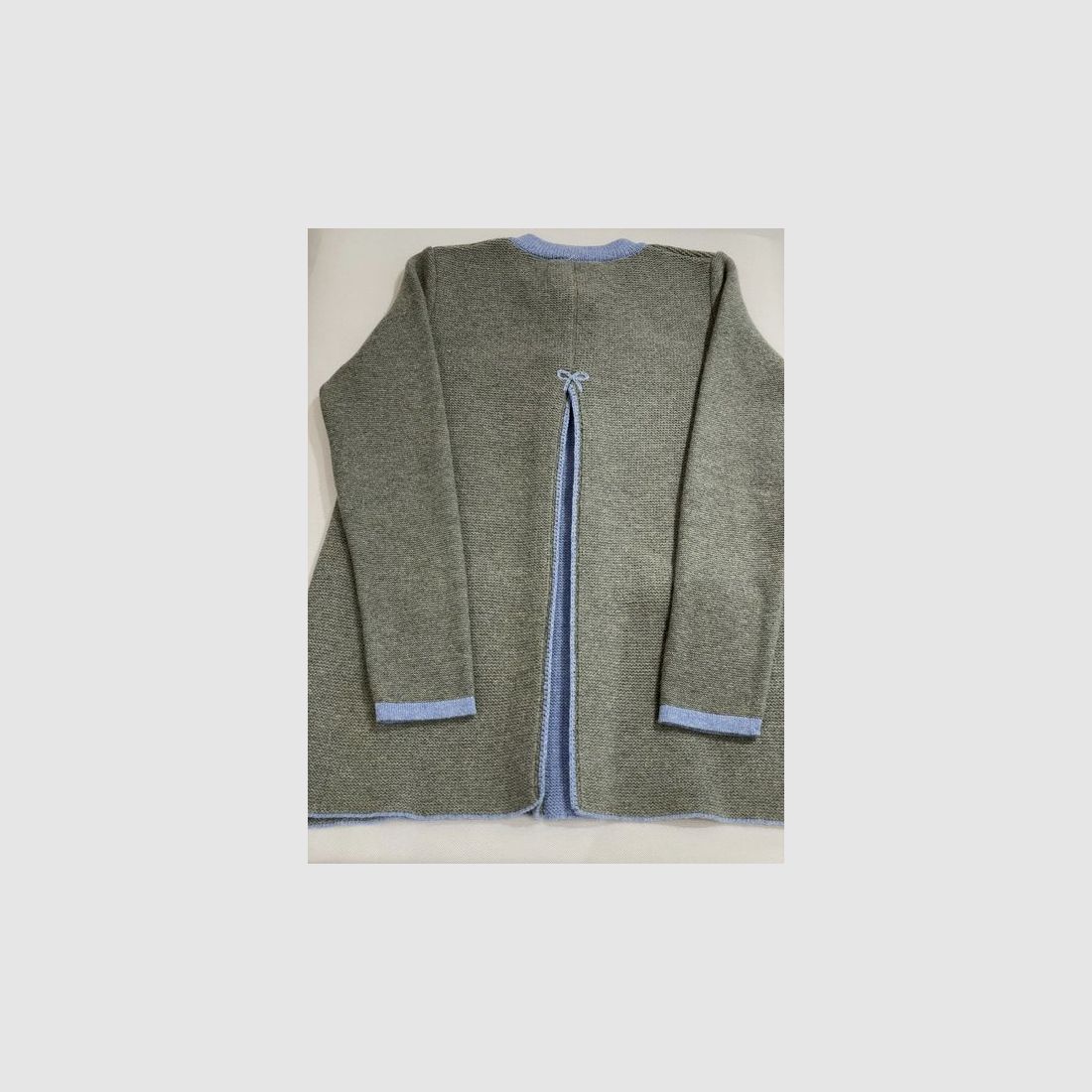 Dames Lange Vest van Merinowol met Plissé in Salie/Blauw, afbeelding 2 van 2