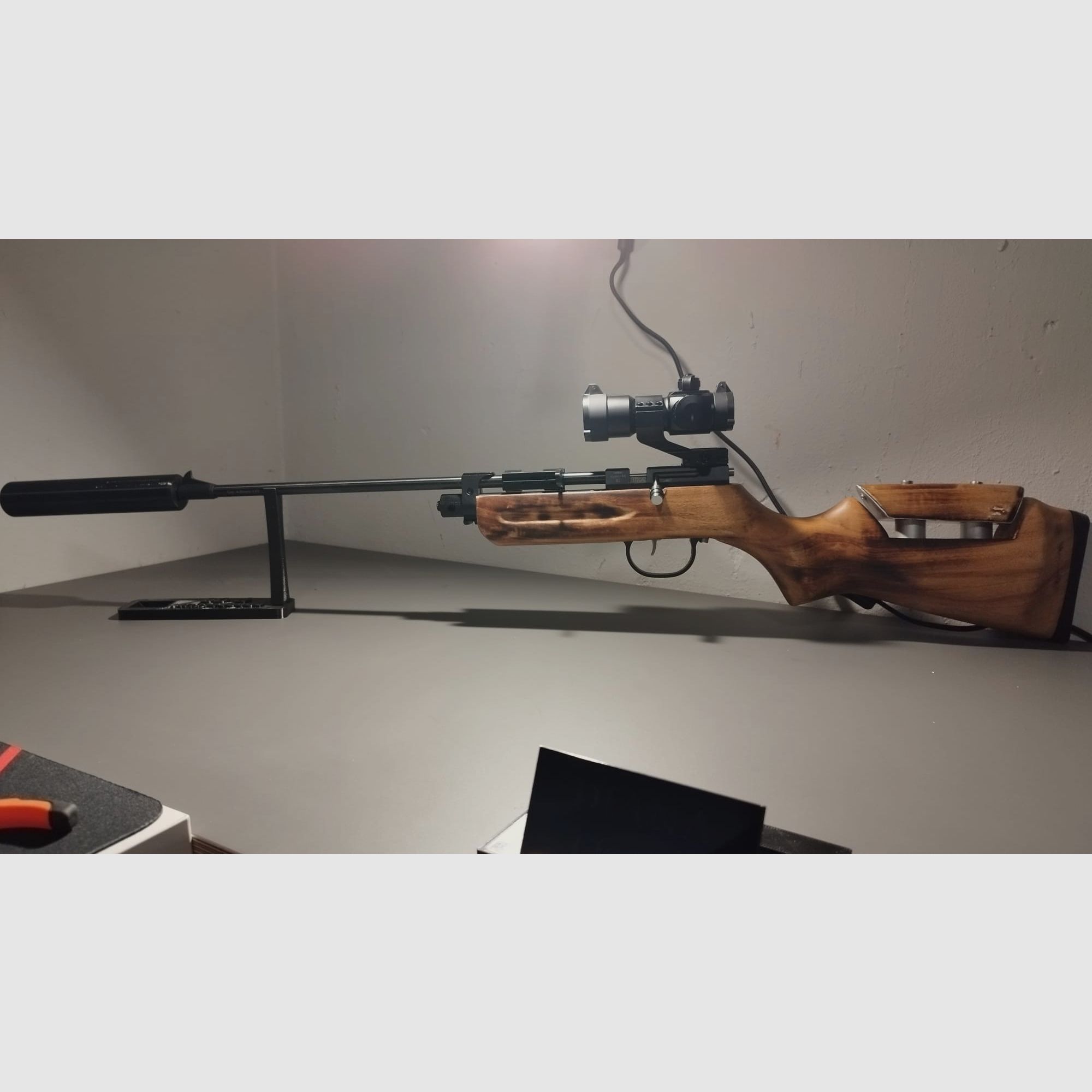 Diana Chaser Gewehr mit Holzschaft CO2 Diabolo 4,5mm Luftgewehr