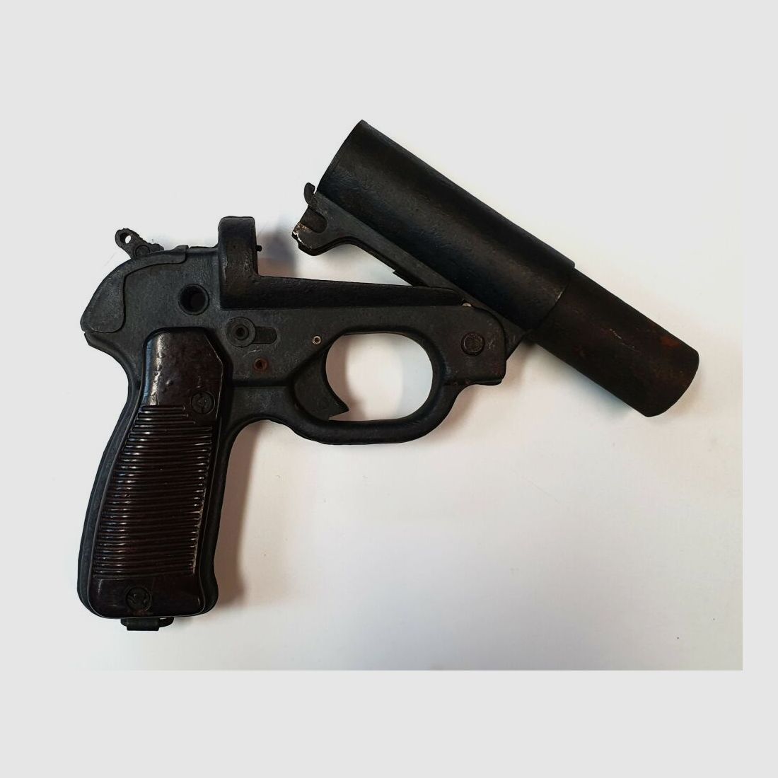 Schneider Hugo Signal Pistol Schneider Hugo Model 42 - 4 (Signal)