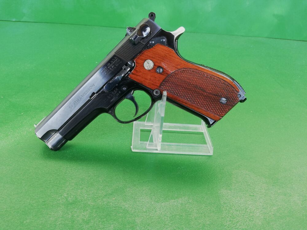 Smith & Wesson 39-2