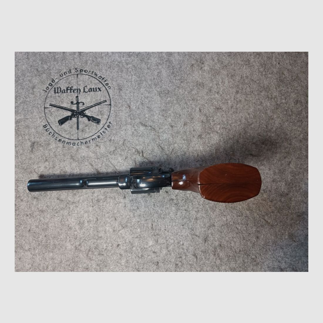 Revolver Colt Trooper Mark III blu + impugnature in legno