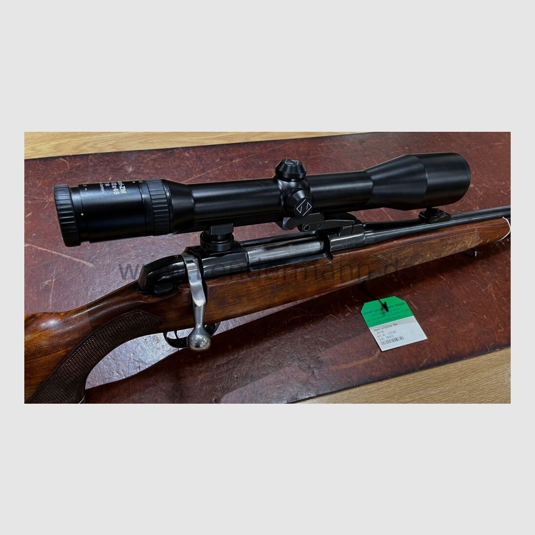 Diversos rifles de repetición BSA