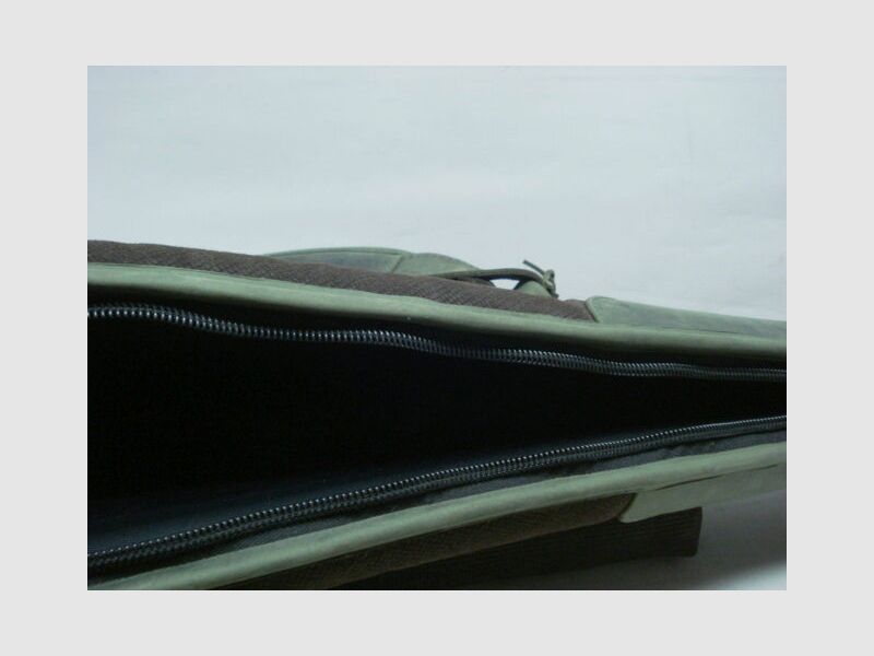 Nobil Hunting Futteral grün Gummiarmierung