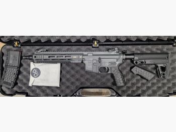 Oberland Arms OA-15 SL M-LOK SL10, cañón de 10" .223 Rem. Gris acorazado