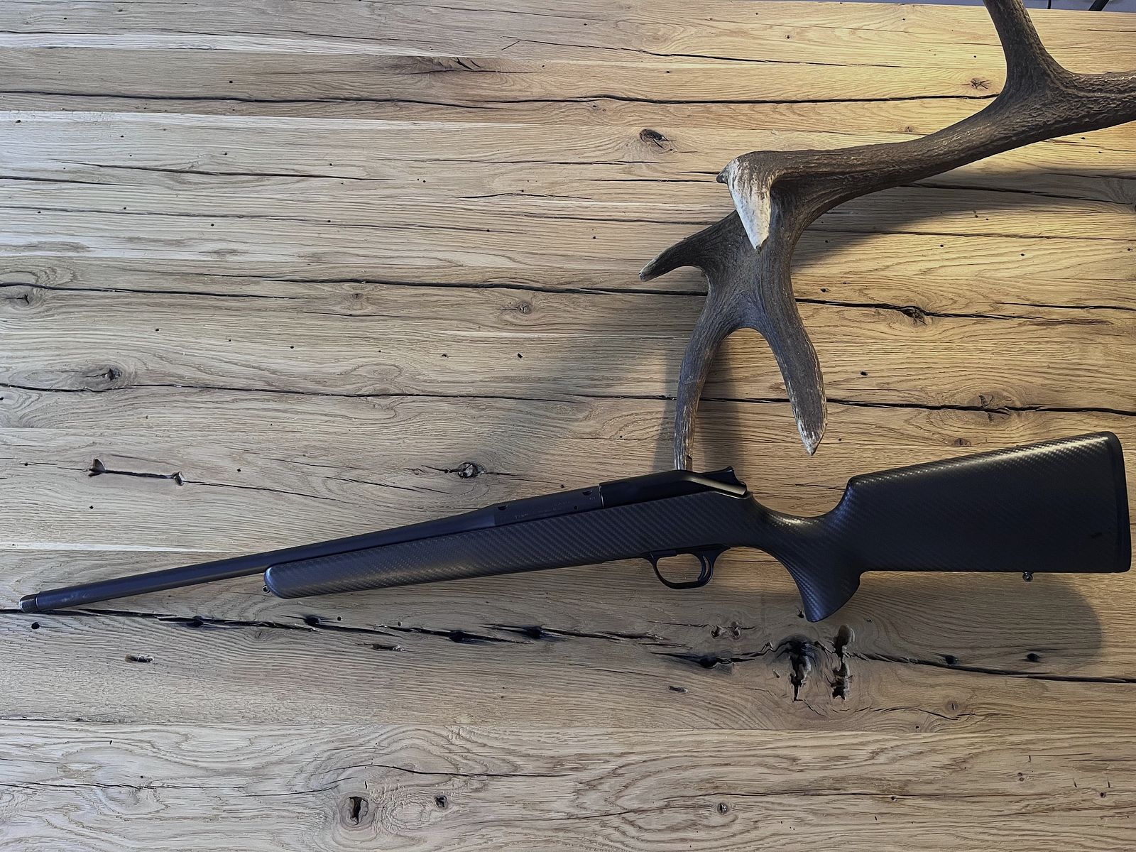 Blaser R8 .300 Win. Mag. | Raven Arms Carbon M80 | canon 52 cm | extrêmement léger et maniable, image 1 sur 7