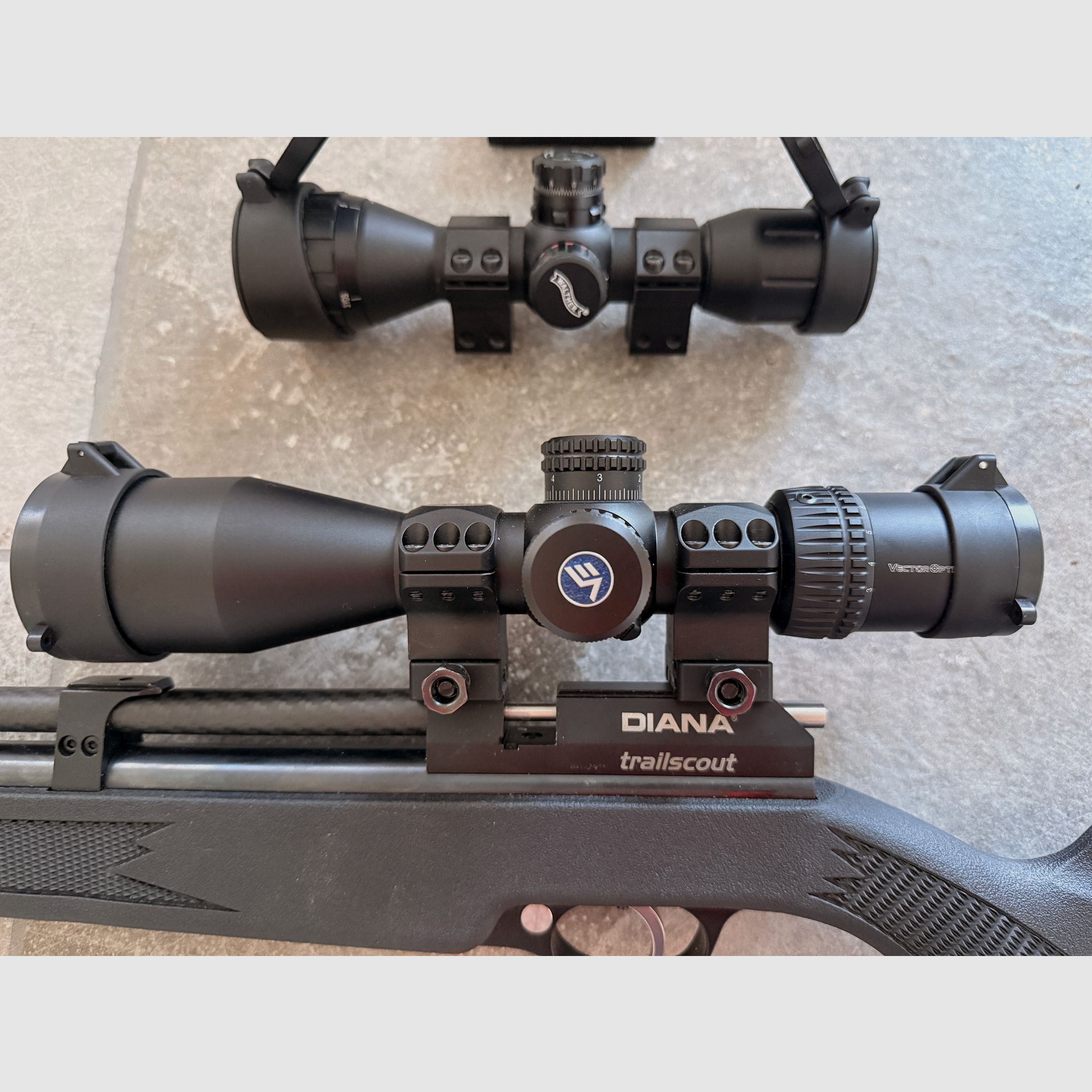 Diana Trailscout mit variablem Zubehör