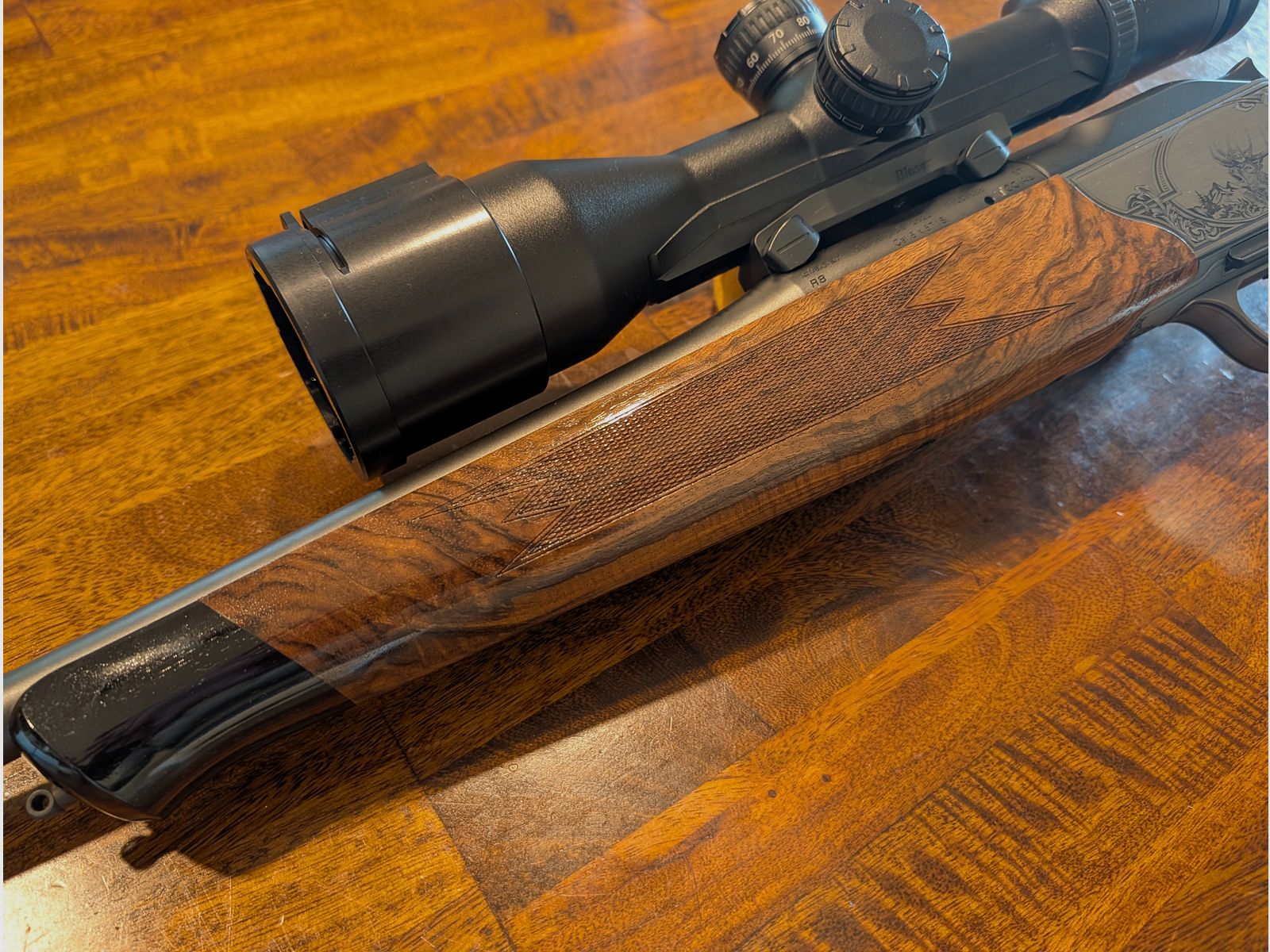 Blaser R8 8x57IS z 52cm lufcie