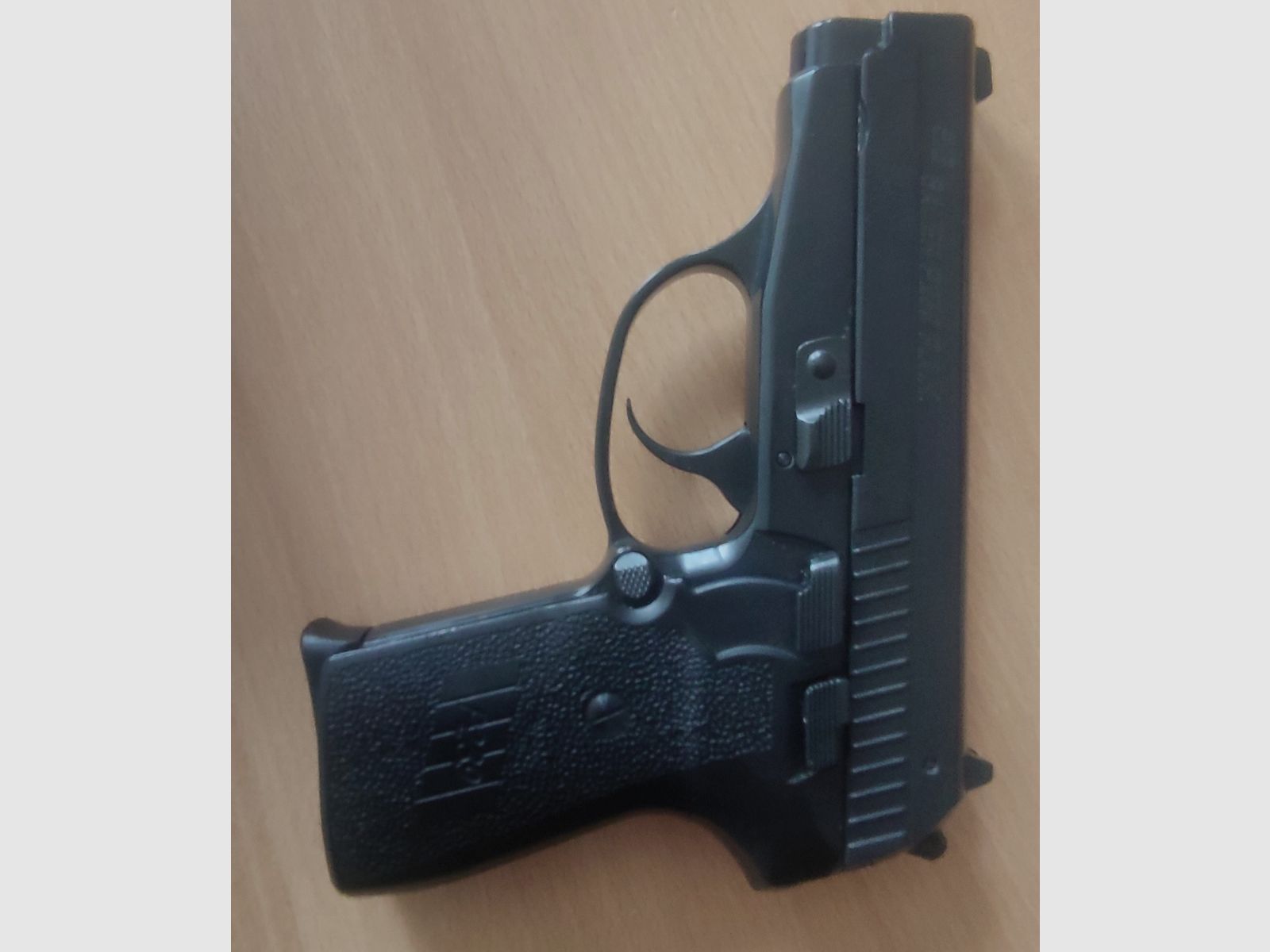 Sig Sauer P239 9 mm pak