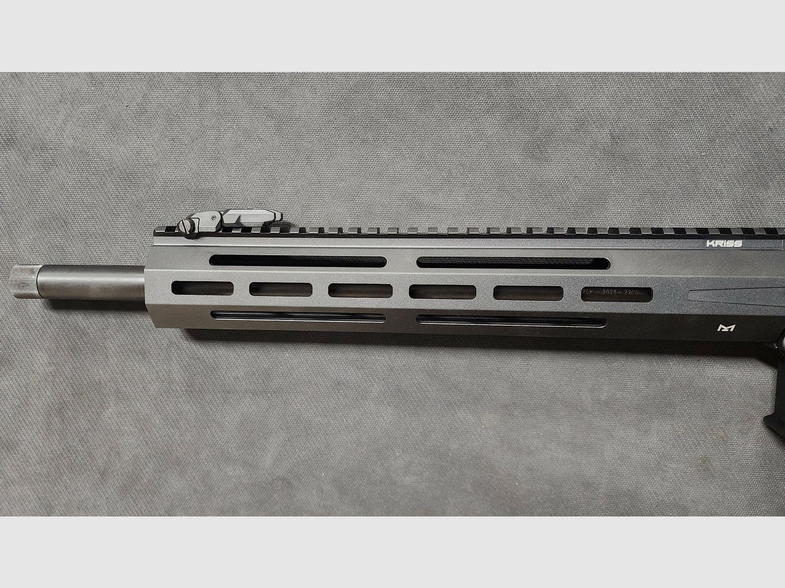 KRISS DMK22C 16,5&Prime; Schwarz Kal. 22lr (auf Bestellung), Bild 4 von 11