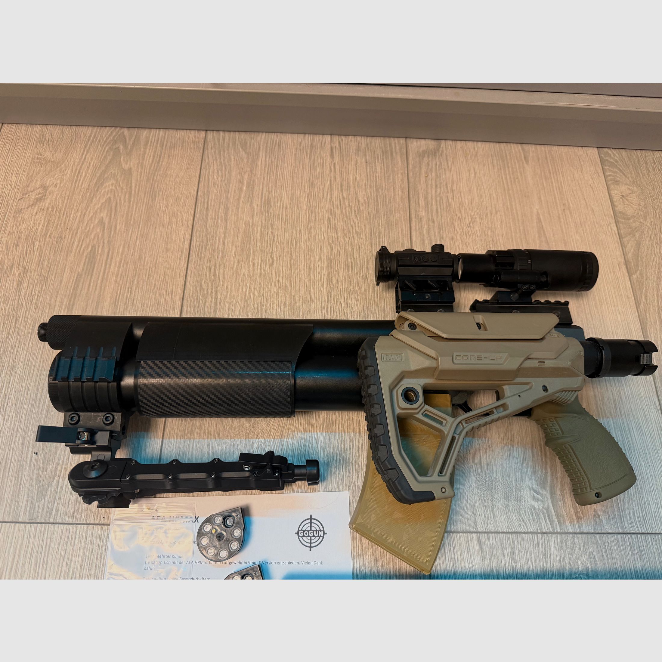 AEA HP-Max MK 1 Kal. .35 9mm F-Luftgewehr Pump-Action, RED-DOT i składany powiększacz 1-5x (Magnifier), Taktyczny, FAB-Stock, Donny FL, dwójnóg tactical