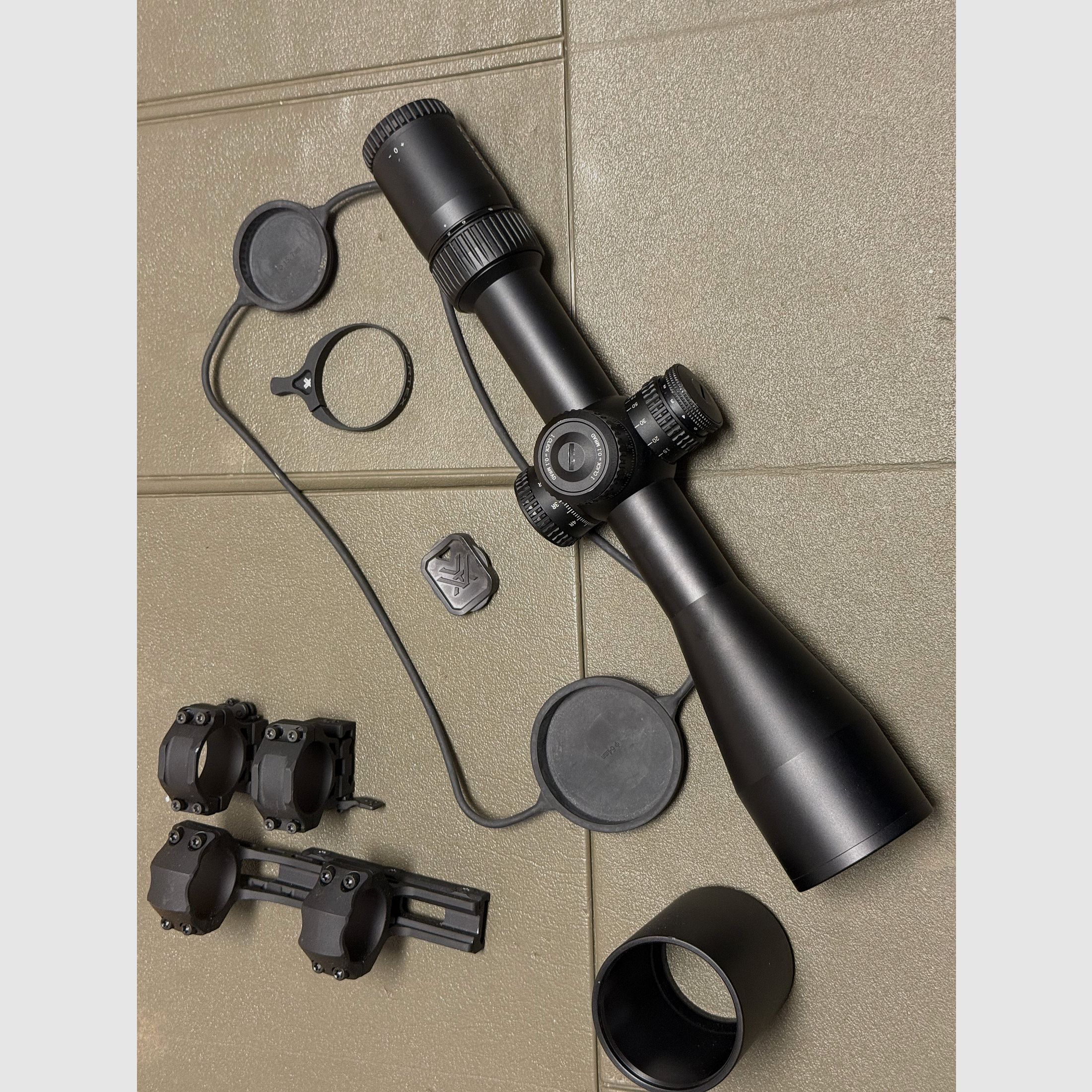 Vortex Strike Eagle 5-25x56 inkl. Montage nach Wahl 