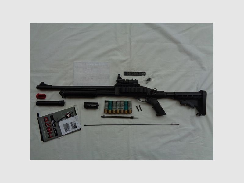 Tokyo Marui M870 Tactical Gas Shotgun + M4 Stock, Cmore-Style RD. Mods & Zub., neuwertig