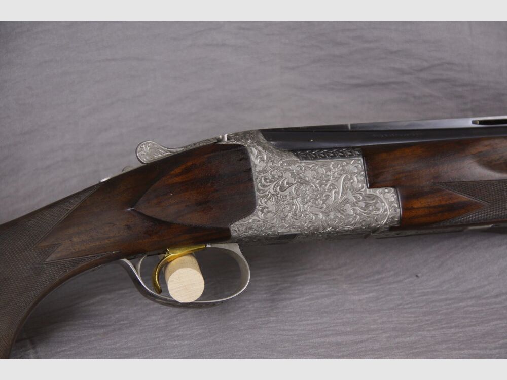 FN	 B25
