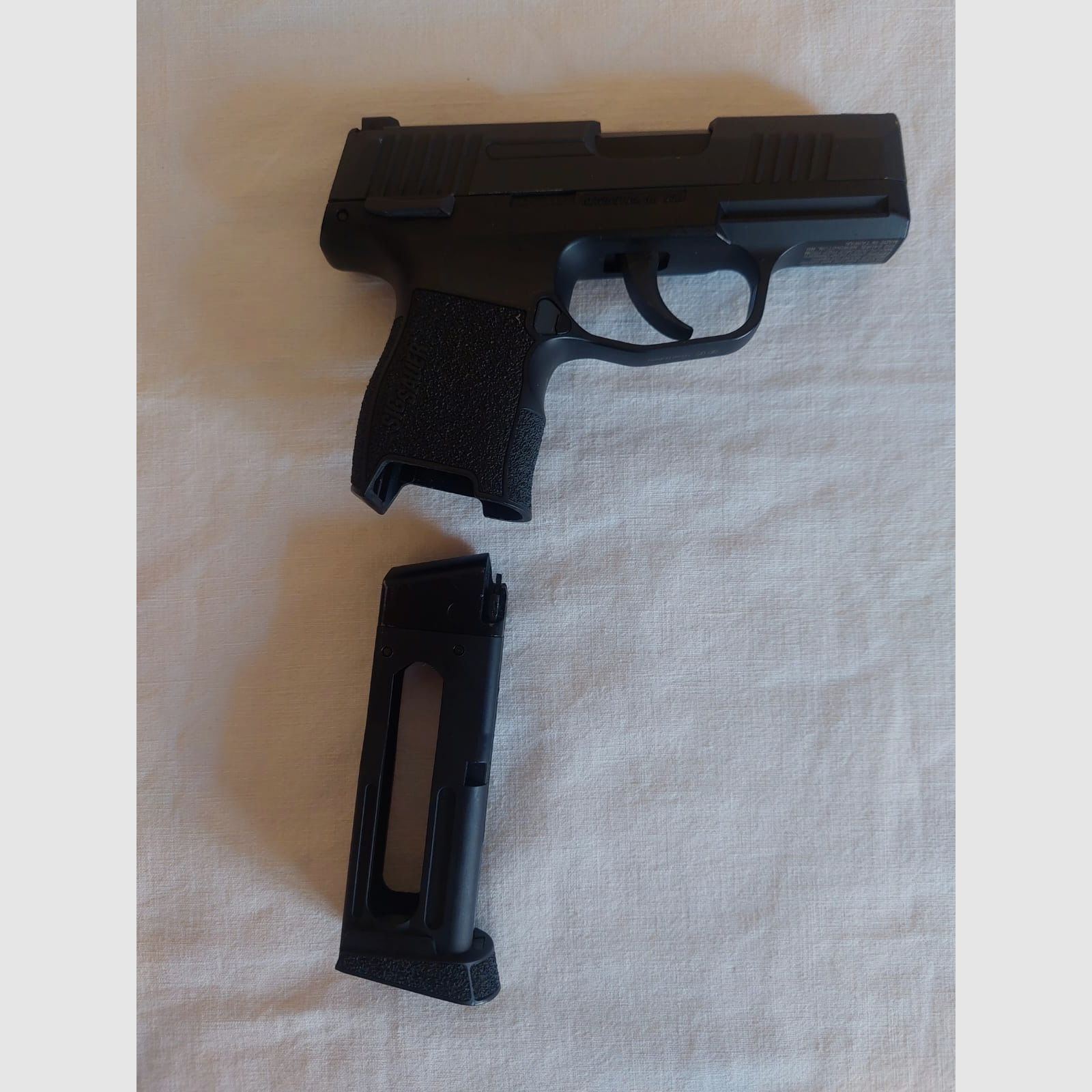 Sig Sauer P365 4,5 mm CO2  BB + Zubehör 