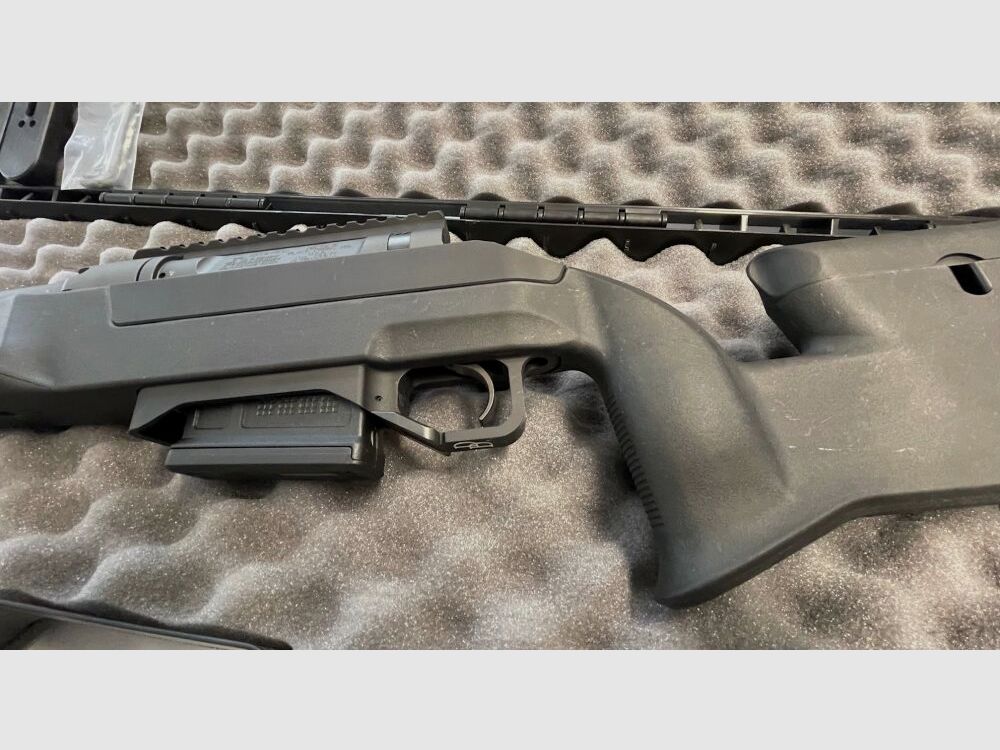 Daniel Defense Delta 5, image 6 of 10