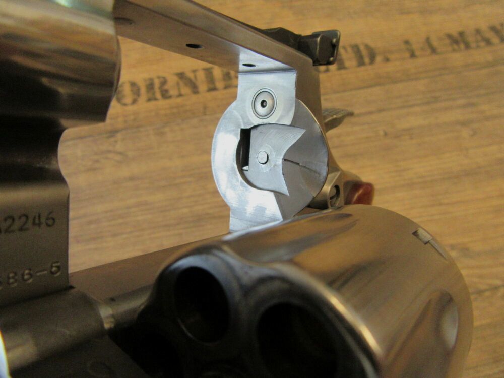 Smith & Wesson 686 Target Champion