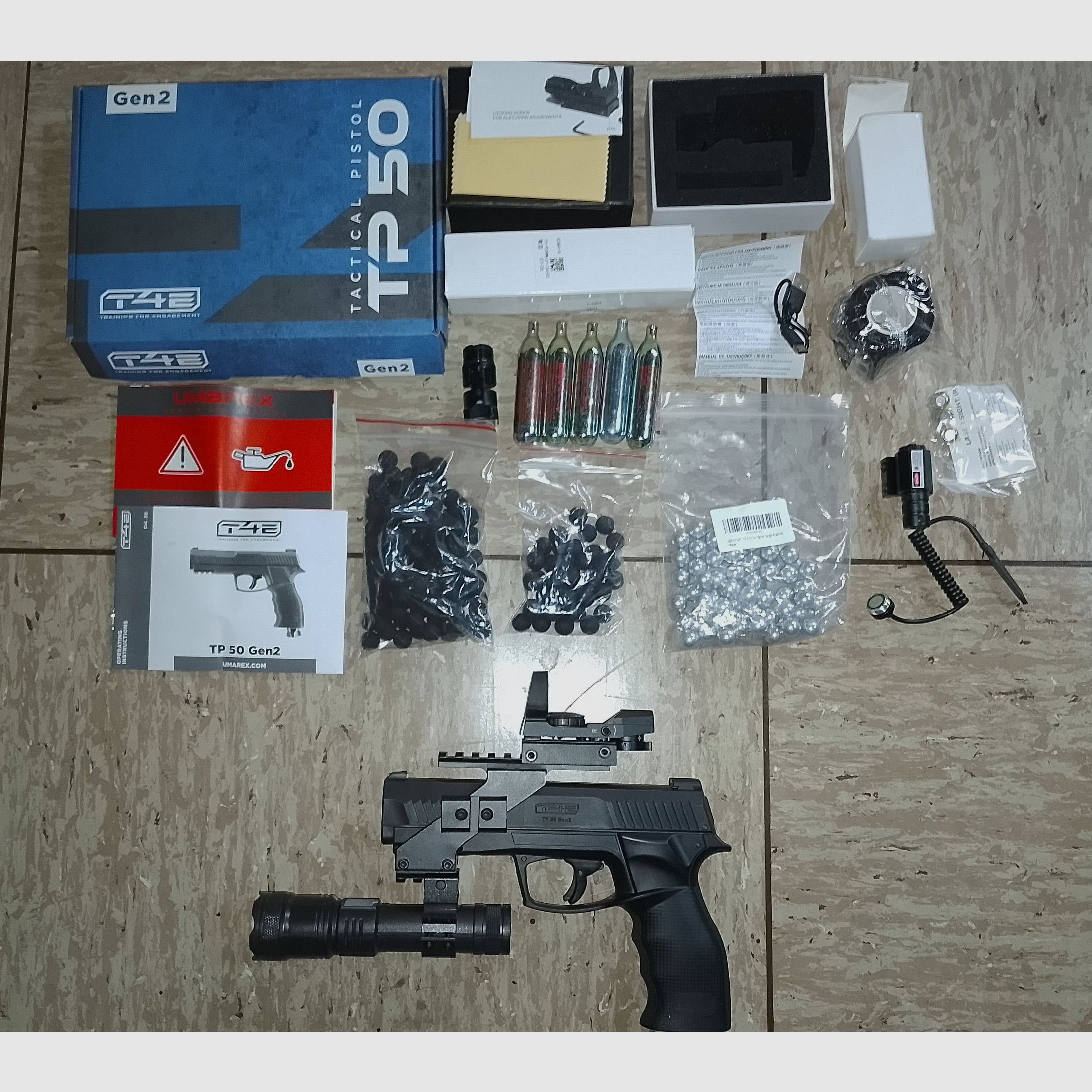 Hdp50 Tp50 T4E RAM .50  Gen 2 mit Visier Rot Grün Punkt Top Mount Scope + CO2 Kapseln + Flashlight Zoom Strobo + Laser + Alu Kugeln Rubberballs neu 
