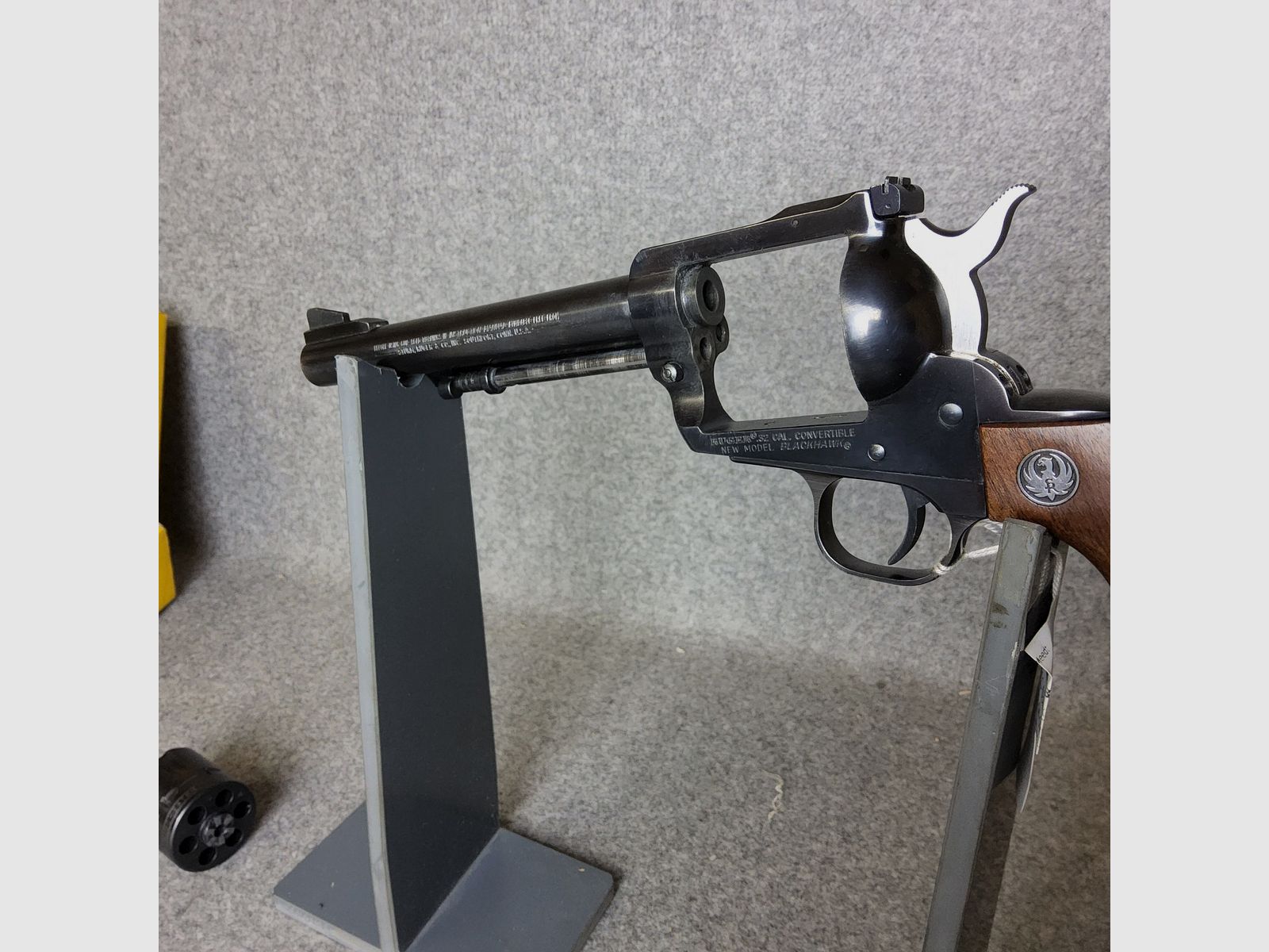 Ruger	 Black Hawk new model-Wechseltrommel 32 H&R Mag.