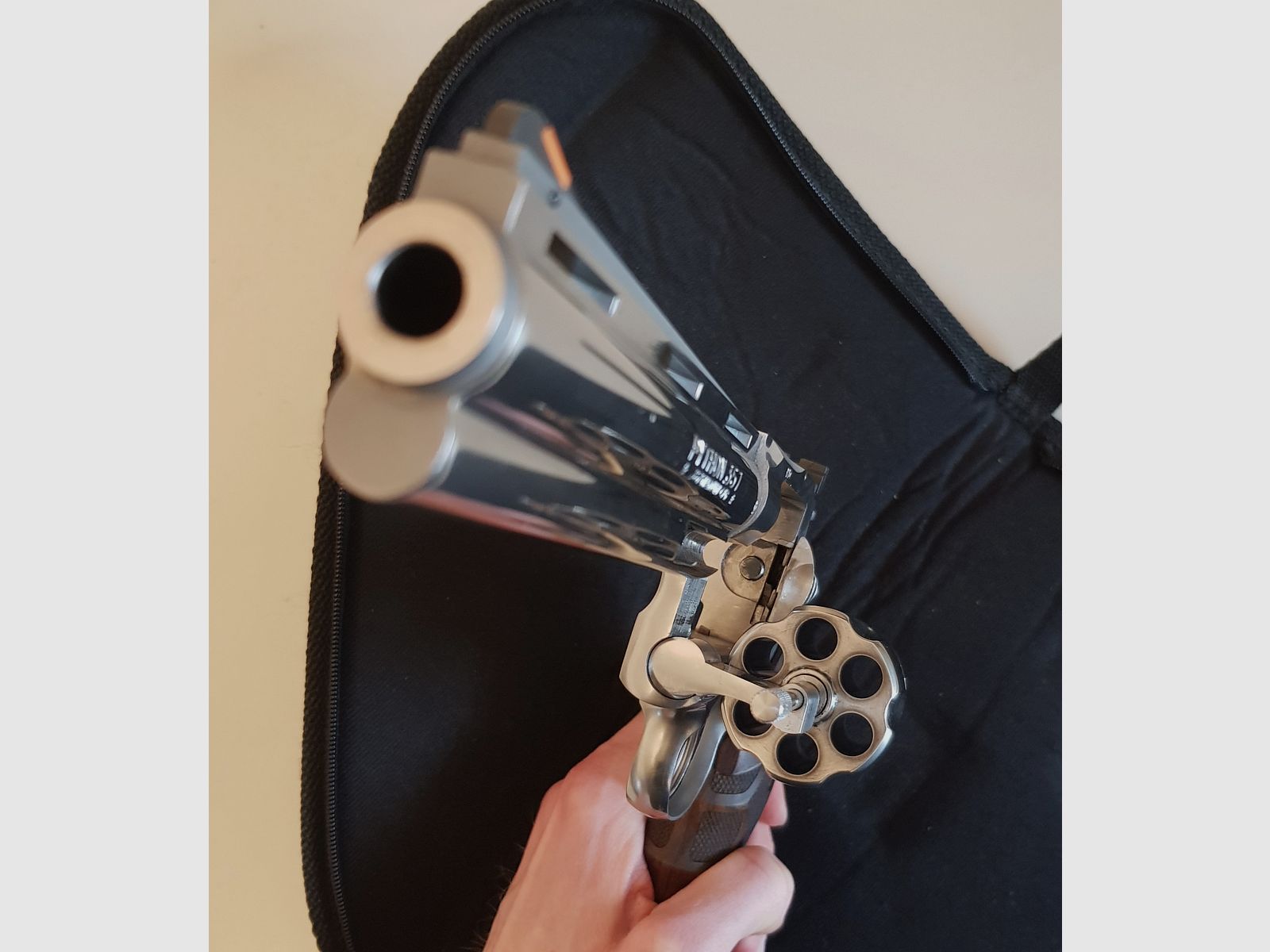 Colt Python .357Mag, 6 Zoll, Stainless
