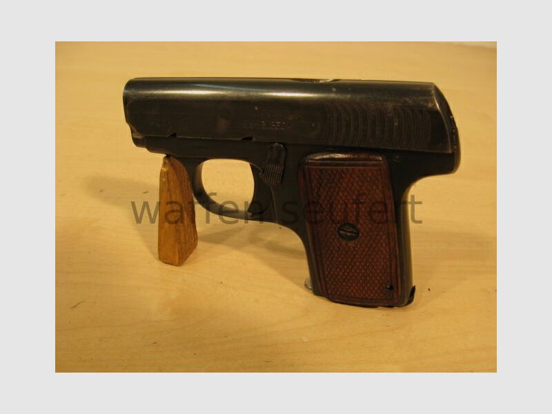 Manufacture Liegeoise D'Armes a Feu Patent 51350 Pistole