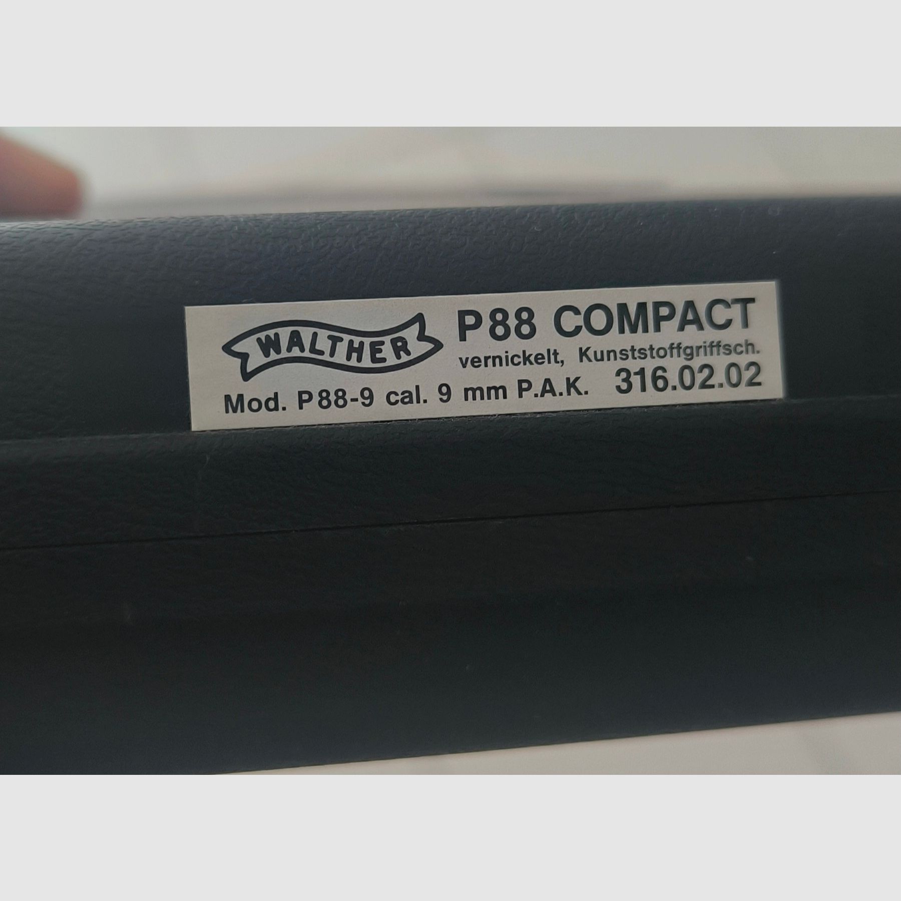 WALTHER P88-9  Compact